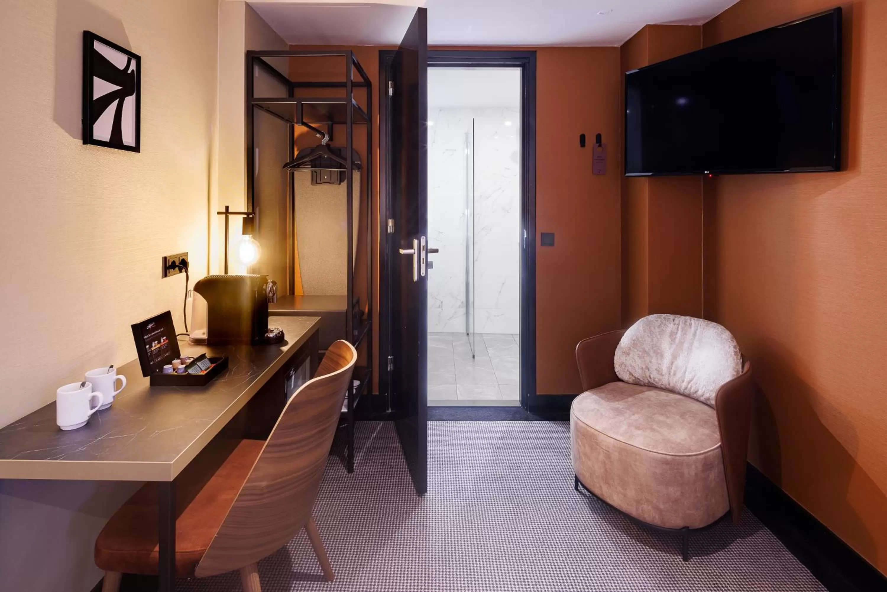 Bathroom in Huygens Place Amsterdam