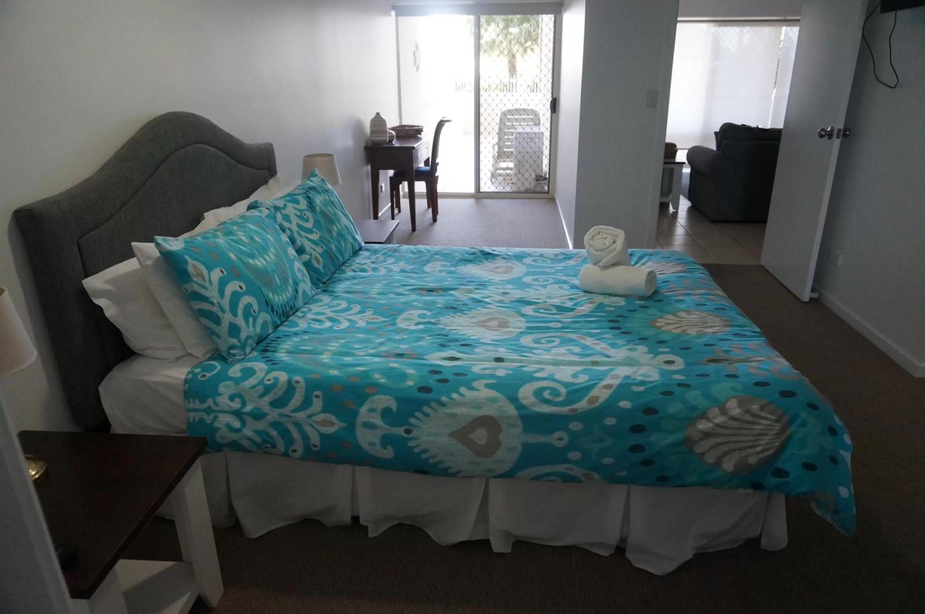 Bedroom, Bed in Moorings Beach Resort