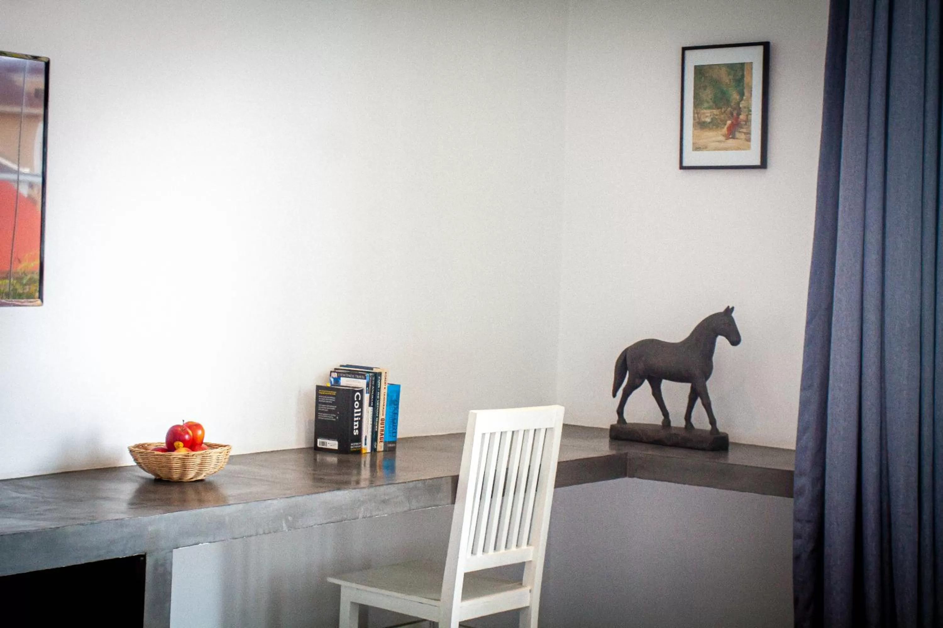 Guests in William's Houses