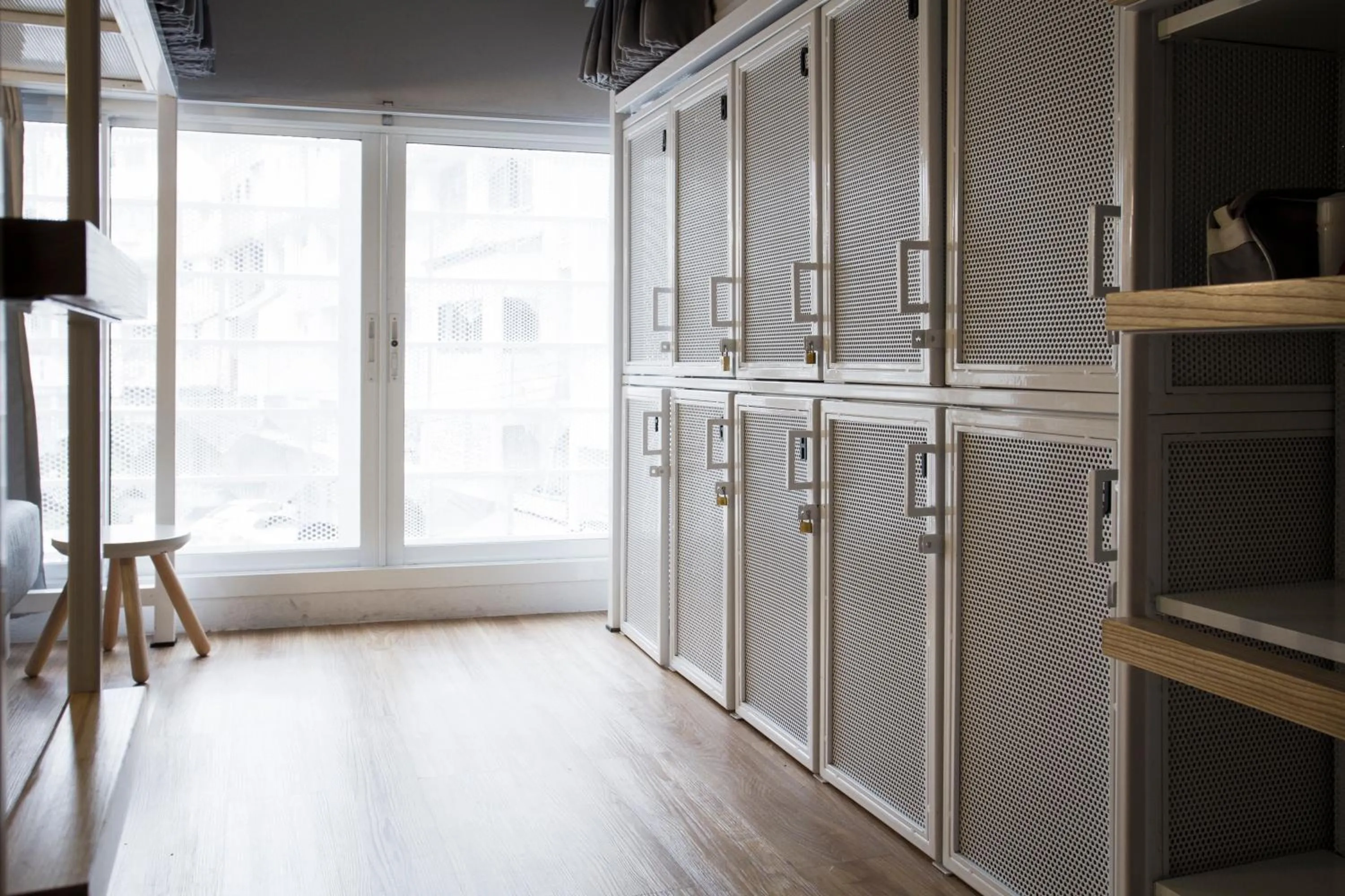 Bed One Block Hostel