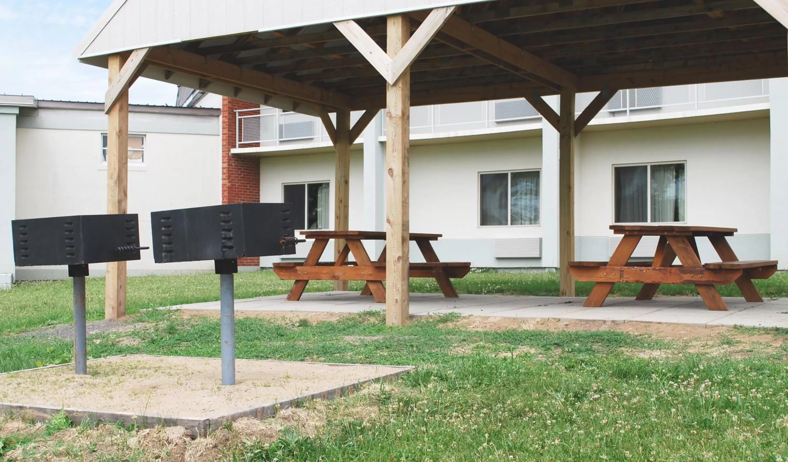 Patio in Travel Inn - Watertown NY