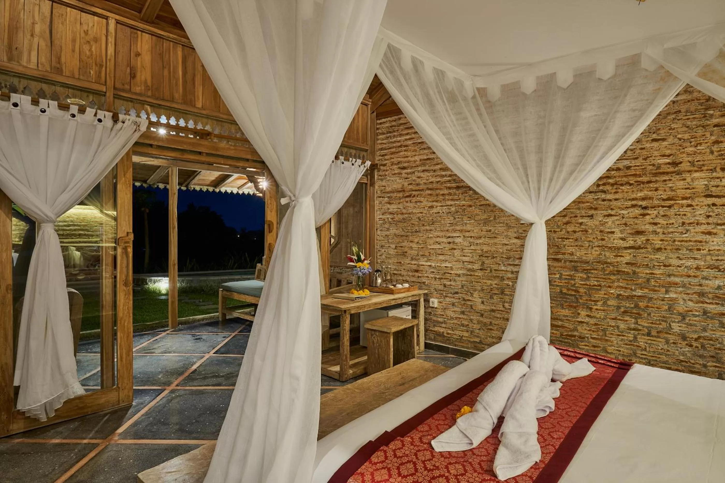 Balcony/Terrace, Bed in Joglo Organik Guesthouse