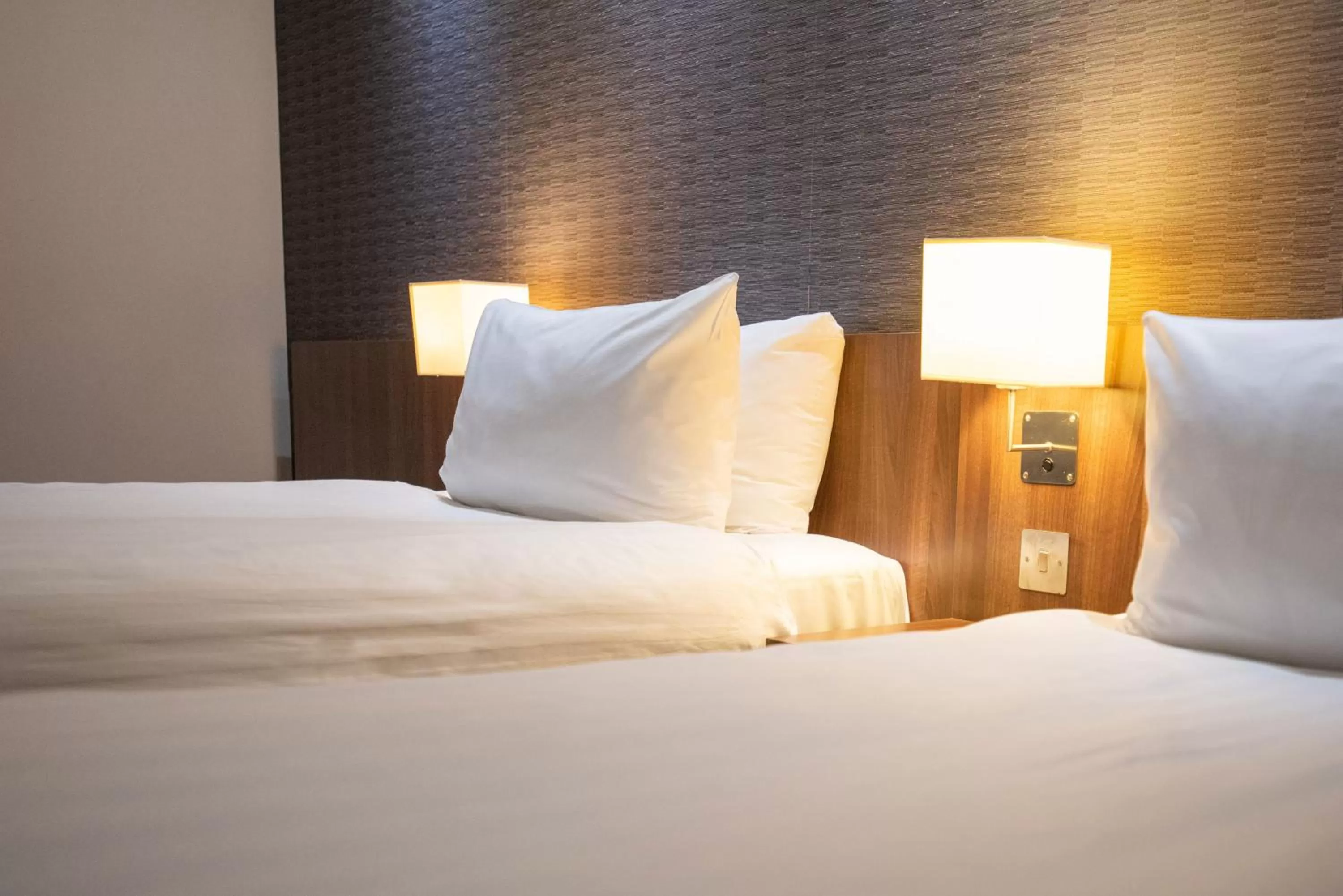 Photo of the whole room, Bed in Holiday Inn Express Manchester City Centre Arena by IHG