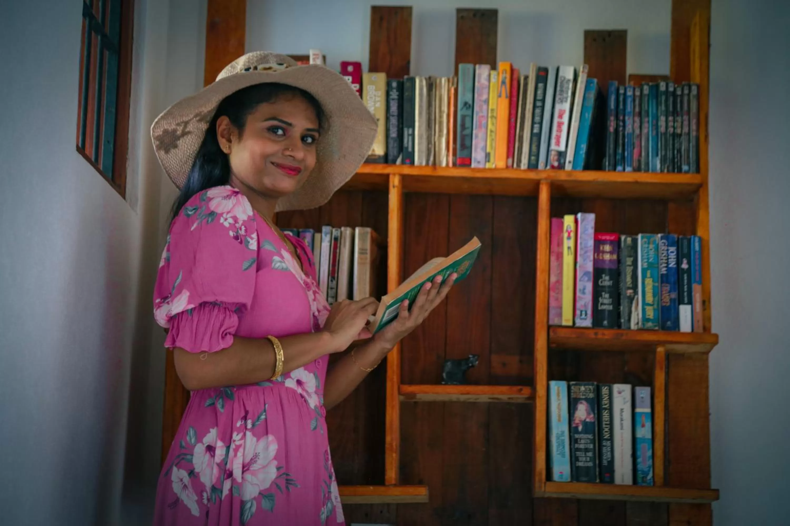 Property building, Library in Summer Side