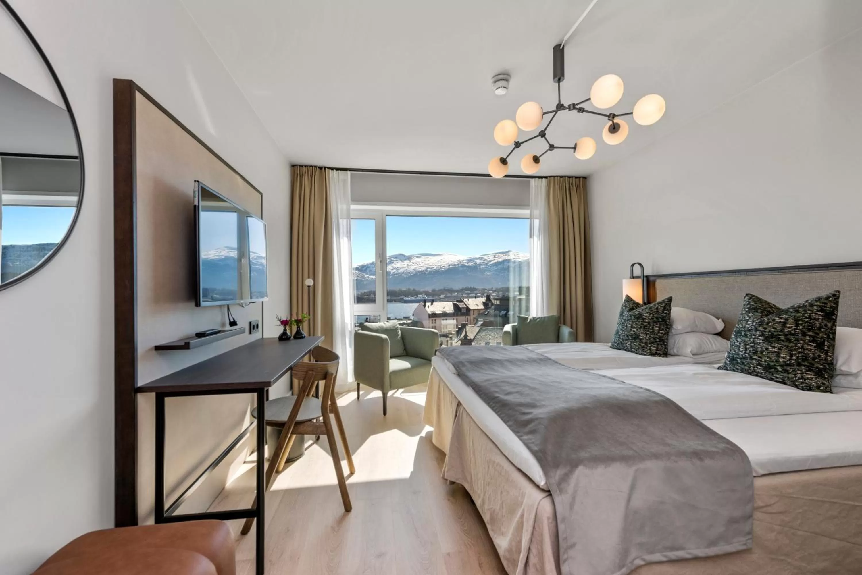 Bed in Scandic Parken