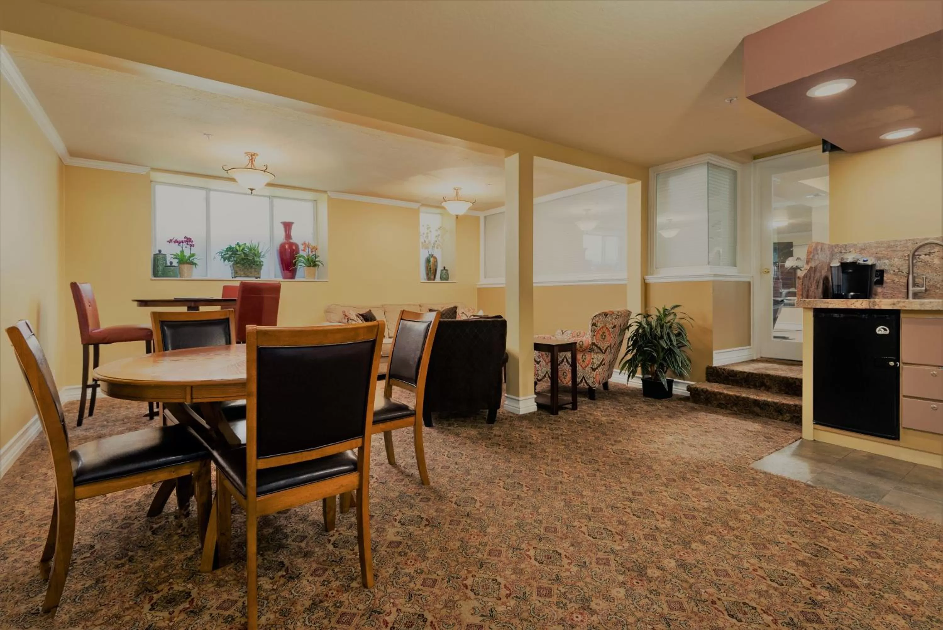 Communal lounge/ TV room in The Kimball at Temple Square