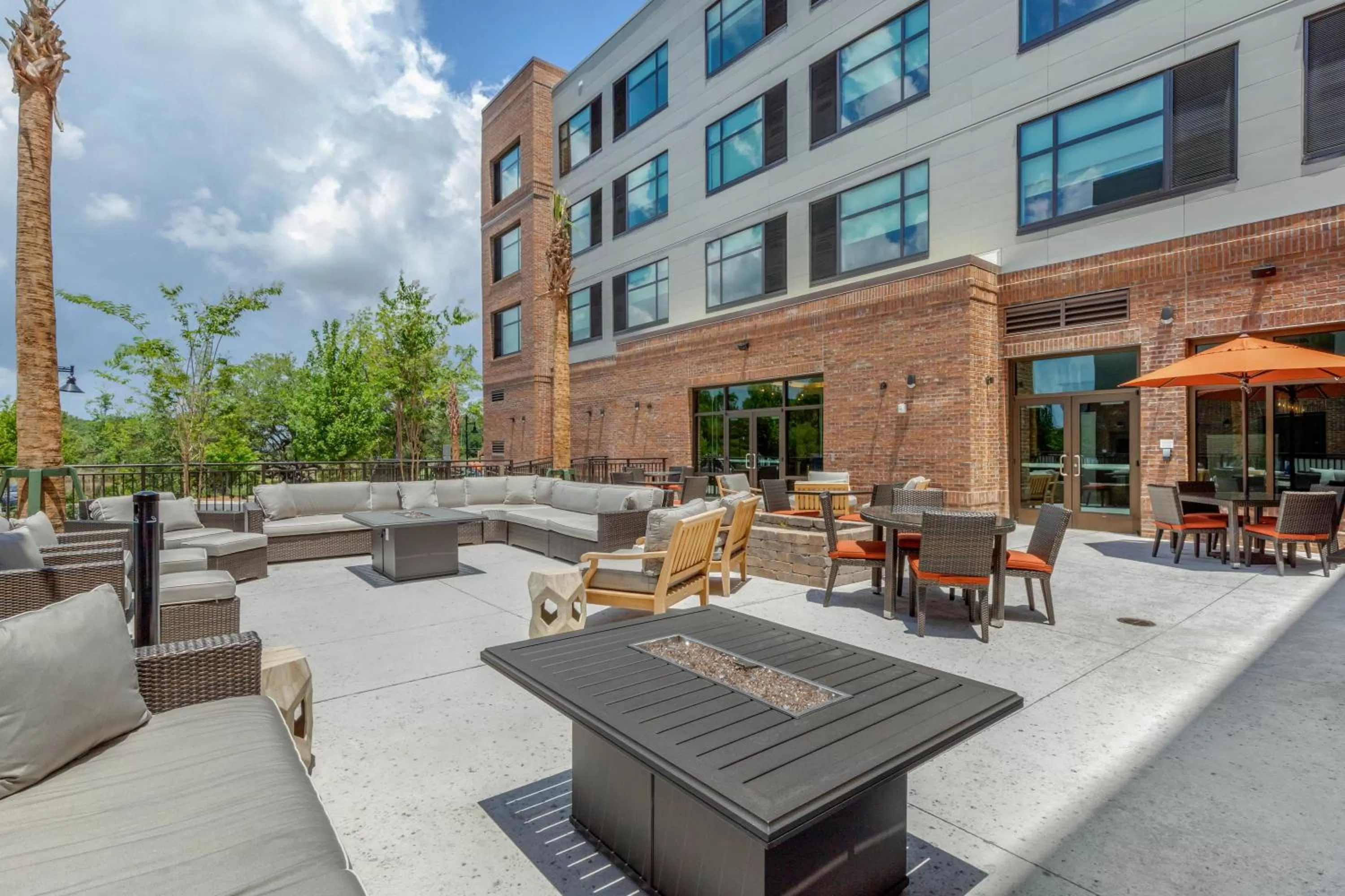 Patio in Cambria Hotel Charleston Riverview