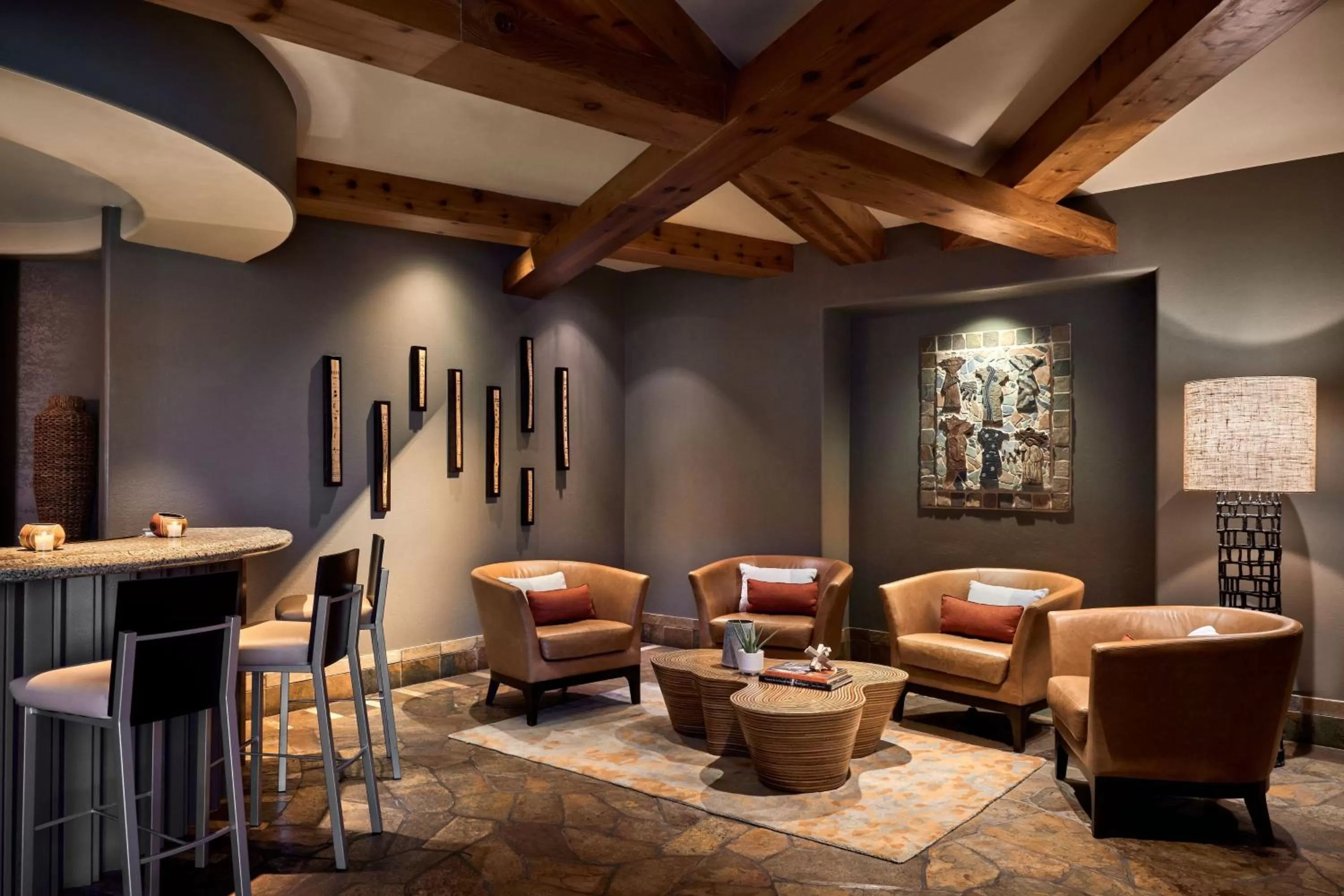 Lounge or bar in Sheraton Grand at Wild Horse Pass