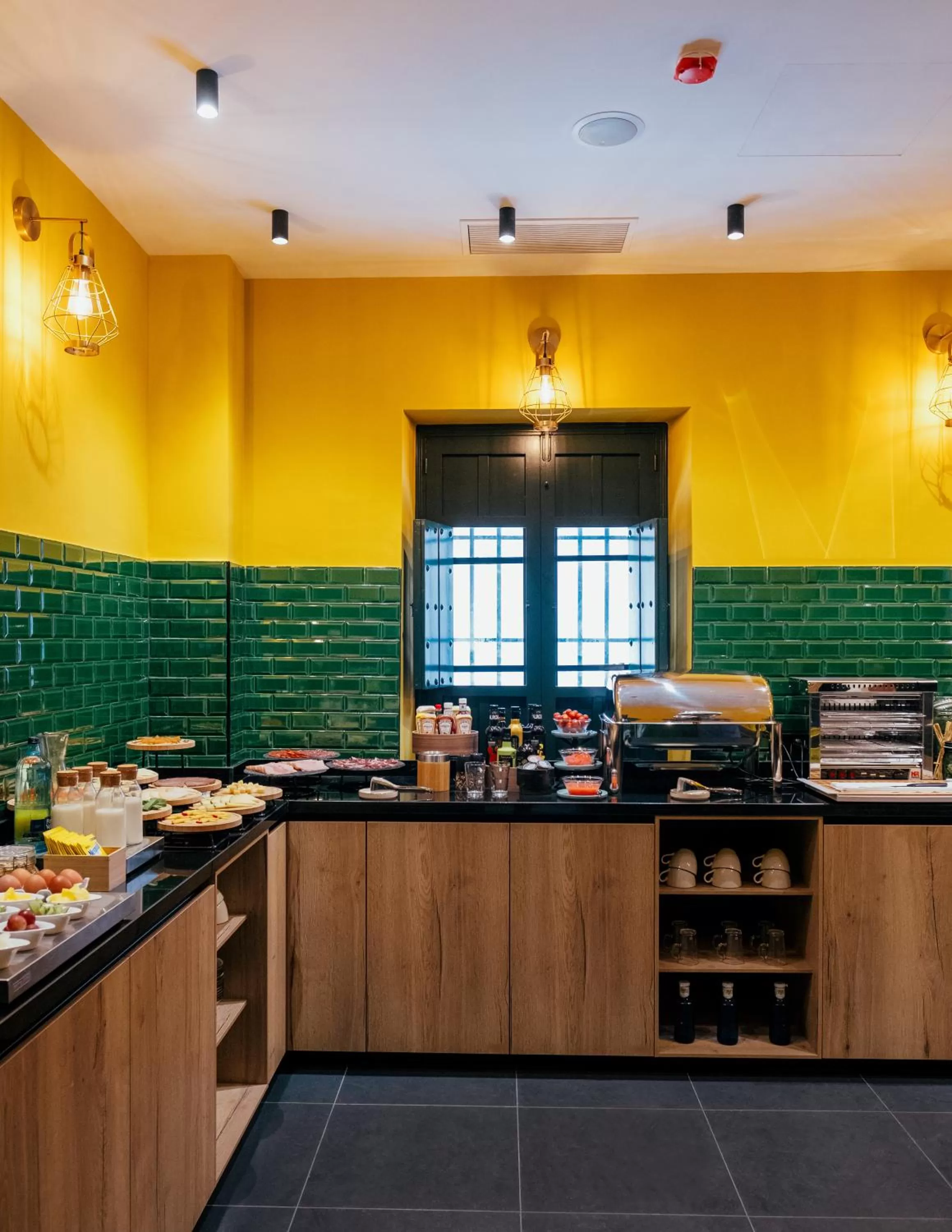 Breakfast in Hotel Cetina Casa de las Telas Sevilla