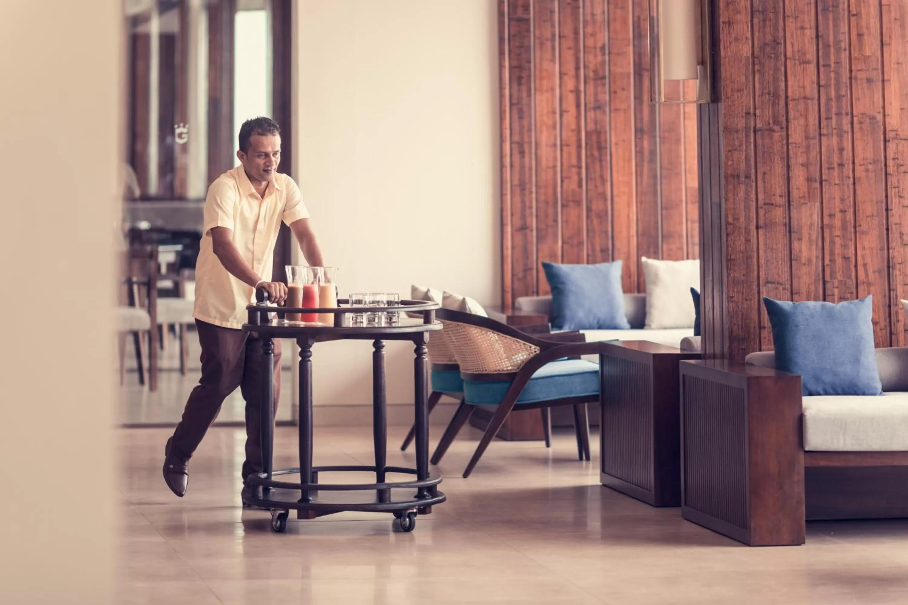 Staff in Le Grand Galle