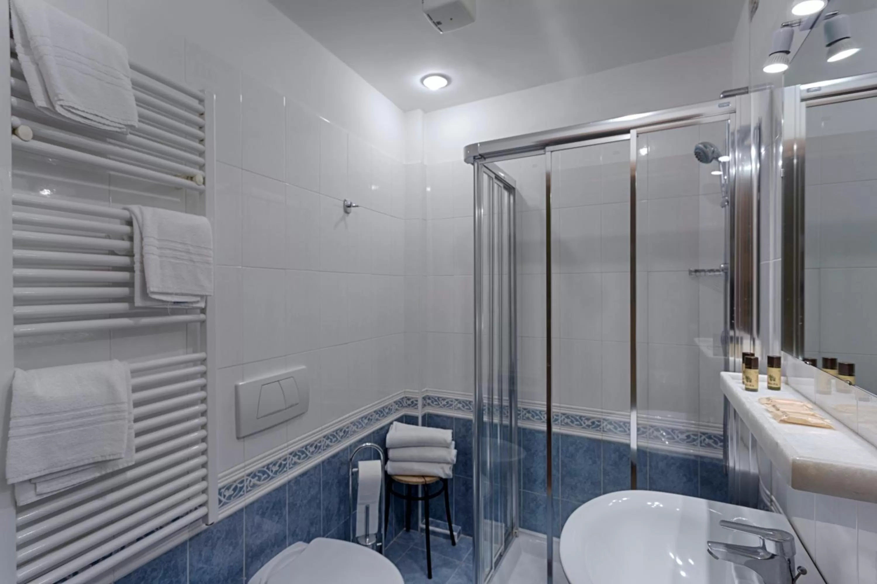 Bathroom in Hotel Guerrato