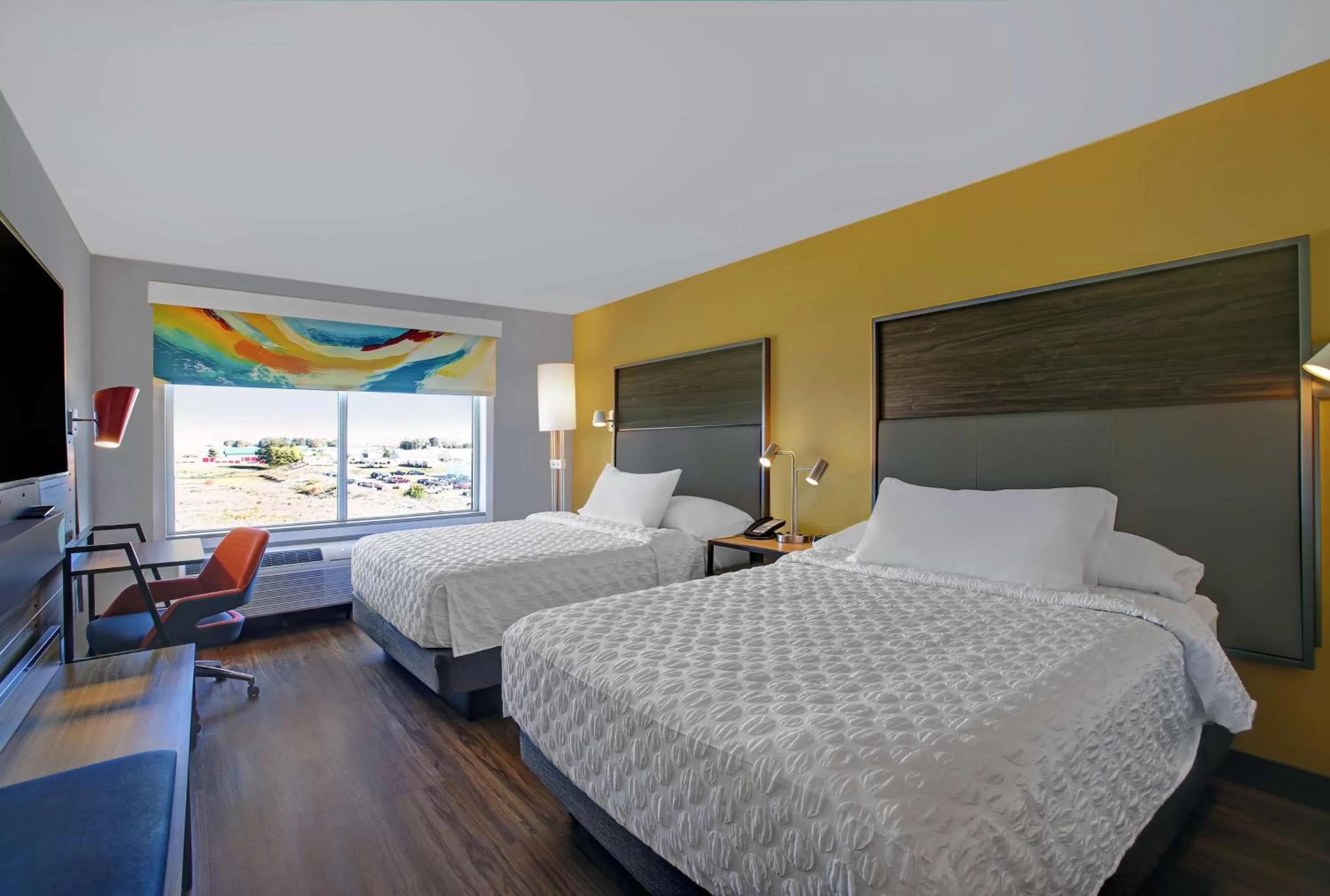 Bed in Tru By Hilton Stoughton