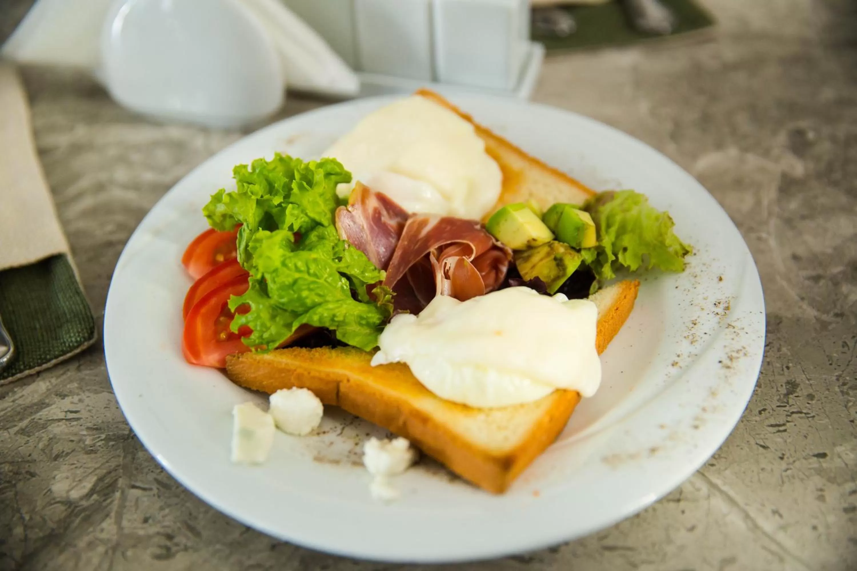 Breakfast in Hotel "Mandarin Clubhouse"