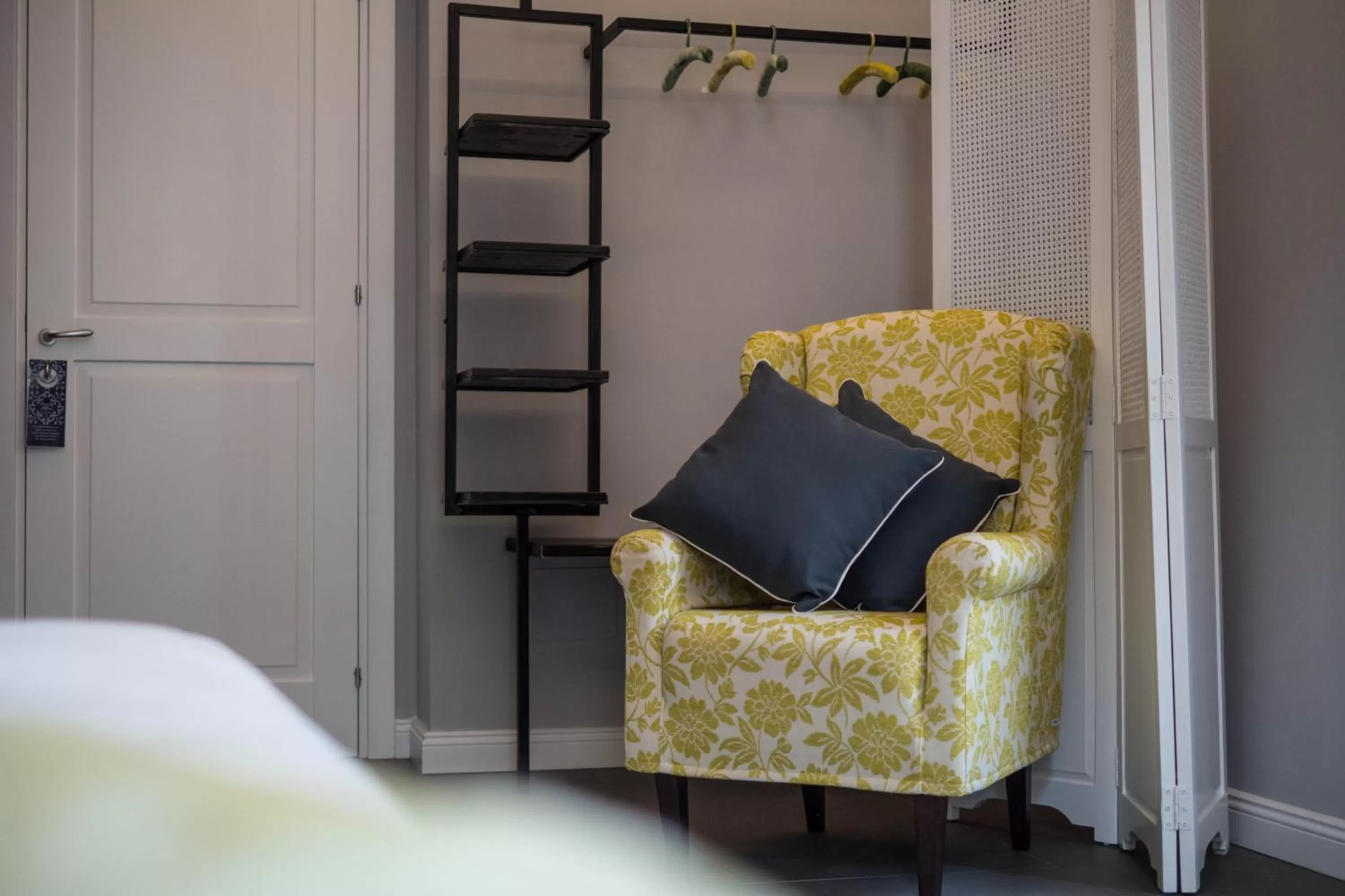 Decorative detail, Bed in Family Affair Luxury Rooms&Suites