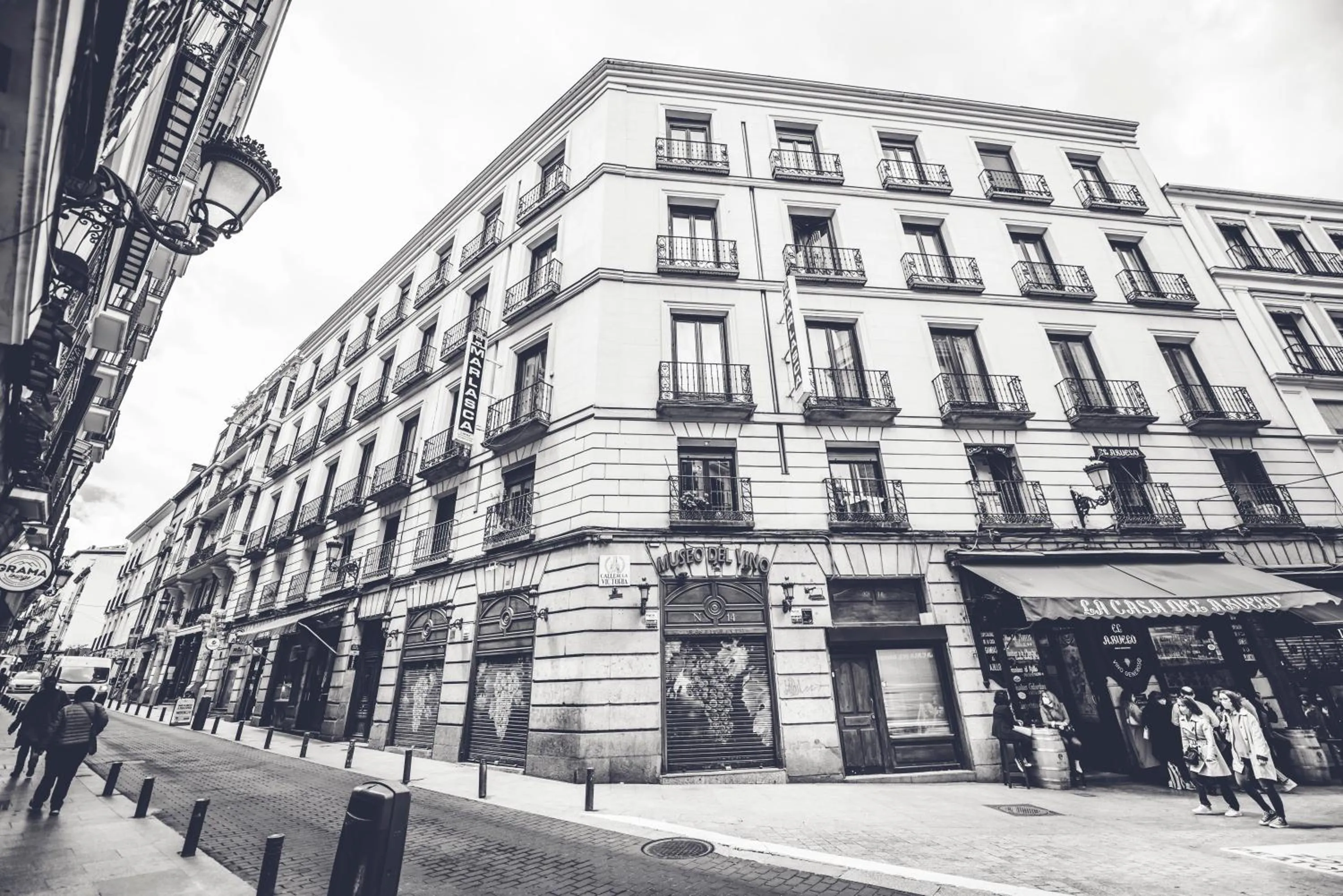 Property building in Hostal Marlasca