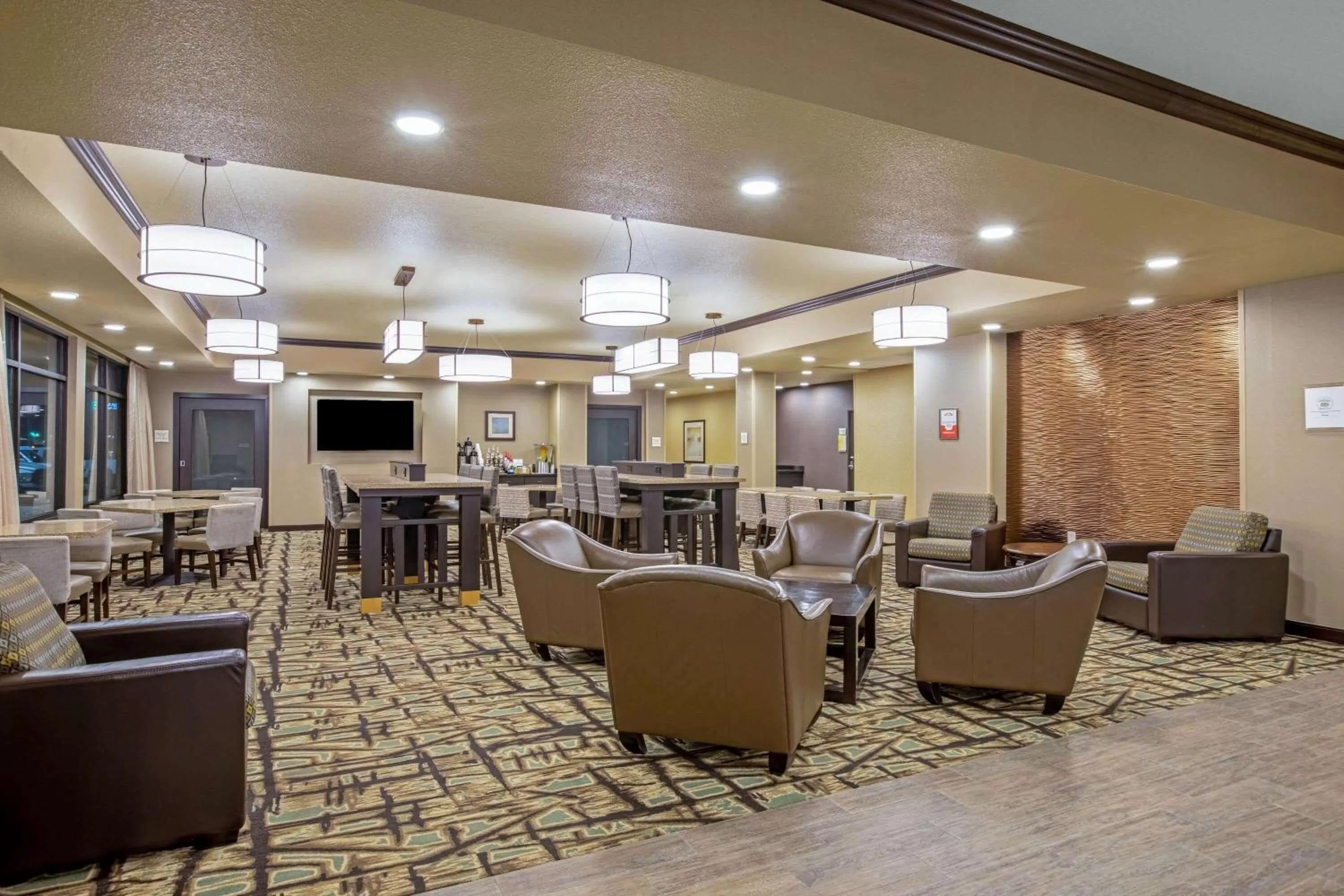 Lobby or reception in La Quinta by Wyndham Gillette