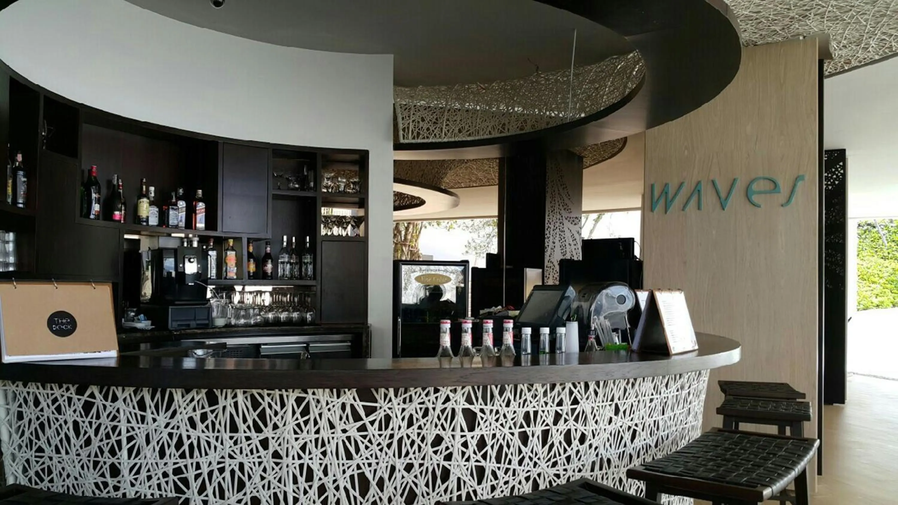 Lounge or bar in Veranda Resort Pattaya - MGallery Collection, Accor Hotel