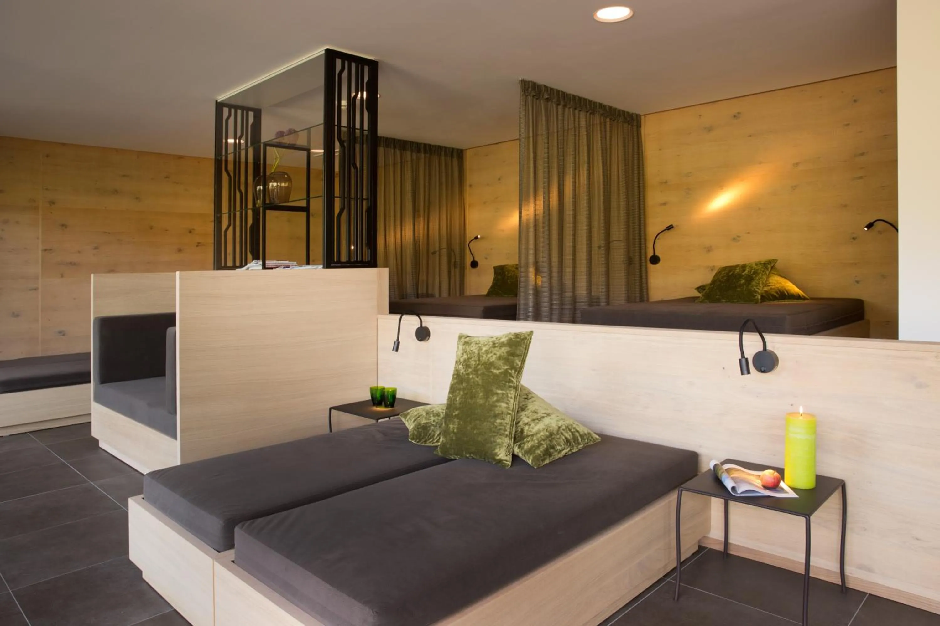 Decorative detail, Bed in Geniesserhotel Minglers Sportalm 4 Sterne Superior