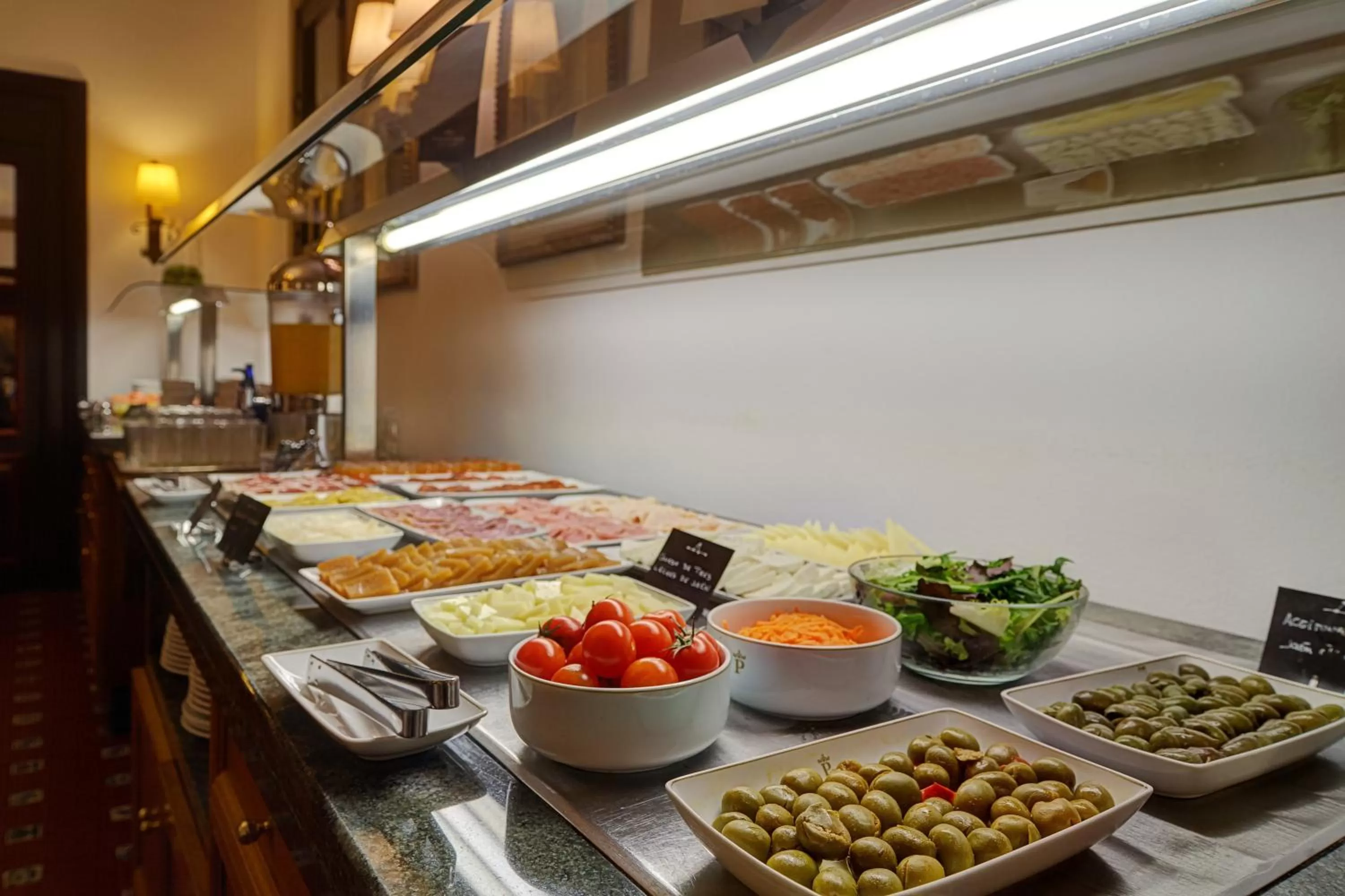 Buffet breakfast in Parador de Ubeda
