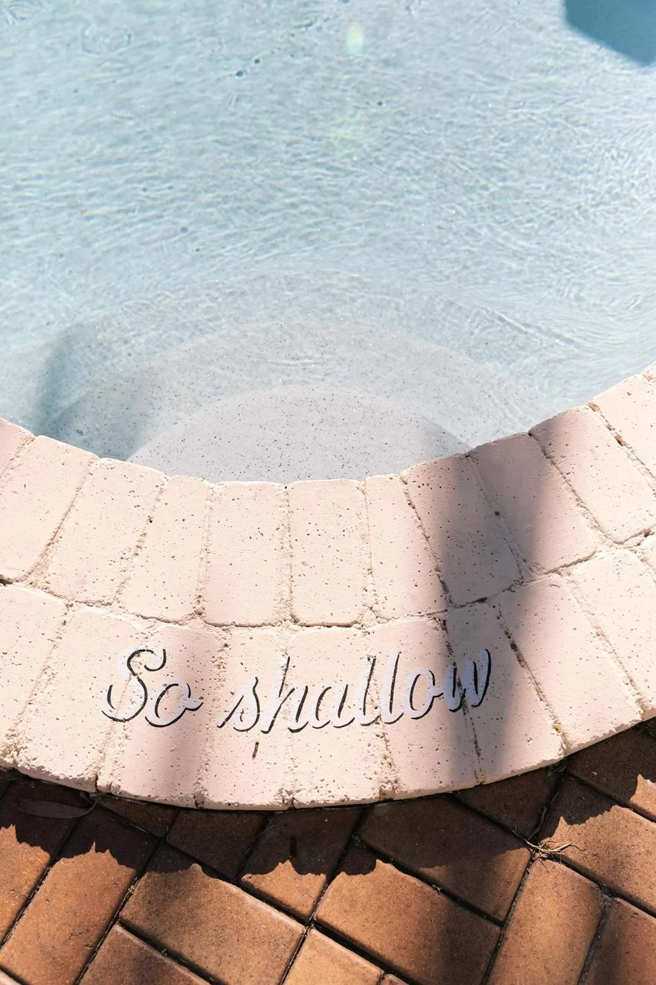 Swimming pool in The Blue Water Motel