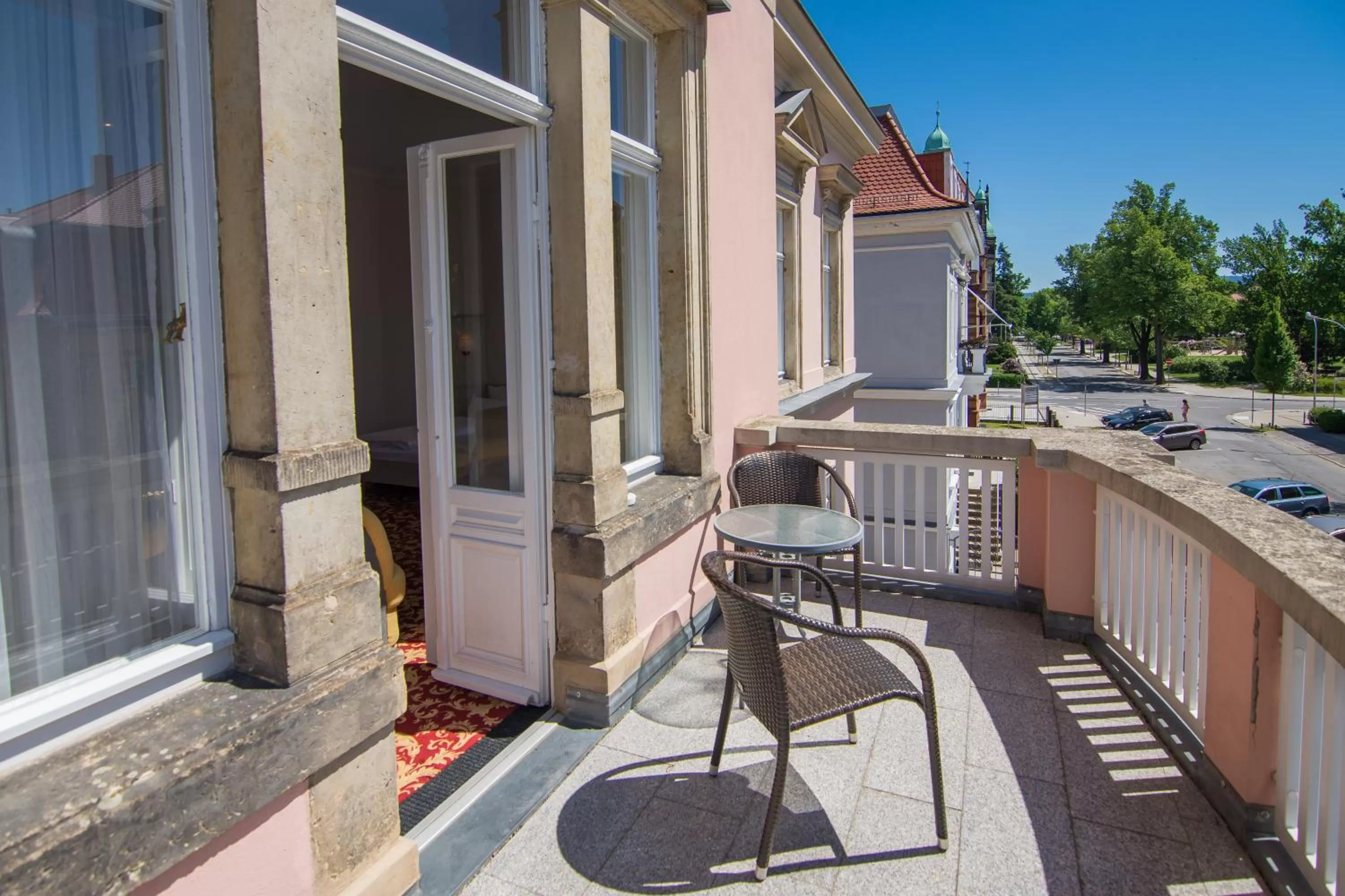 Time of day in Villa Antonia