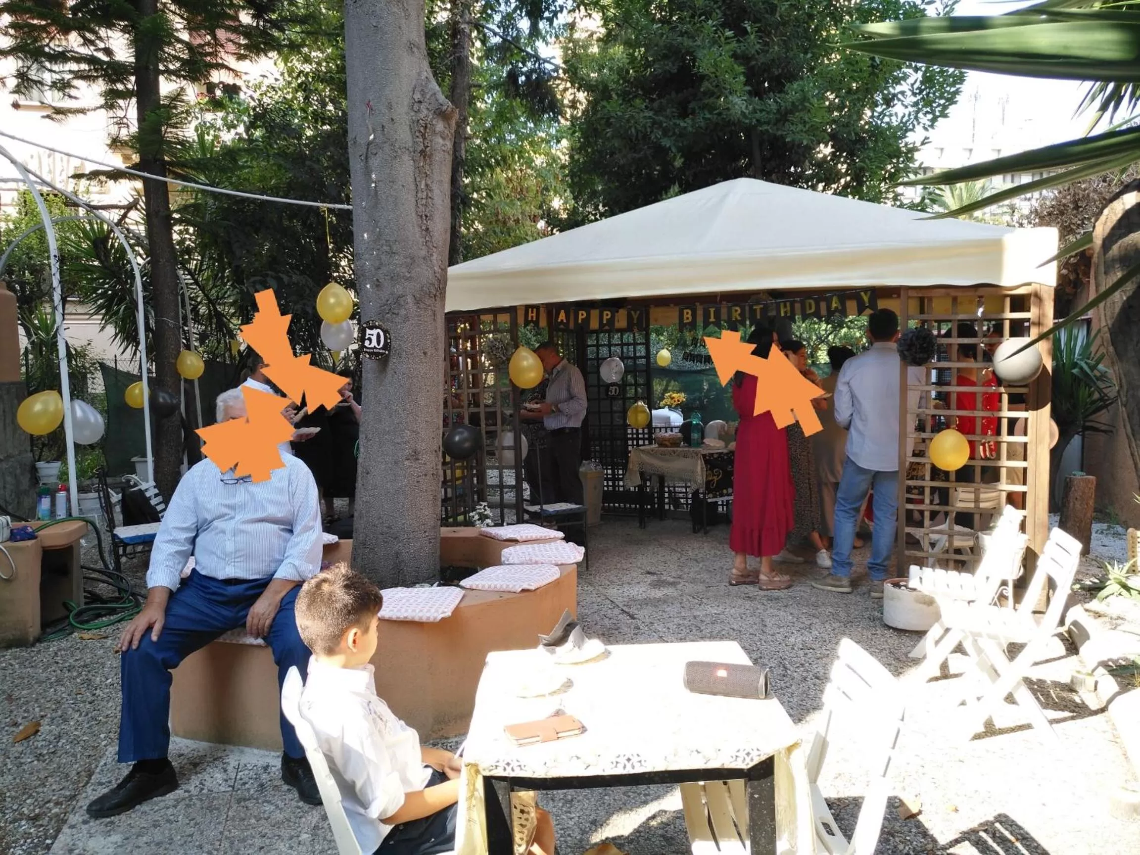 Garden in Tucci's Roma Guest House