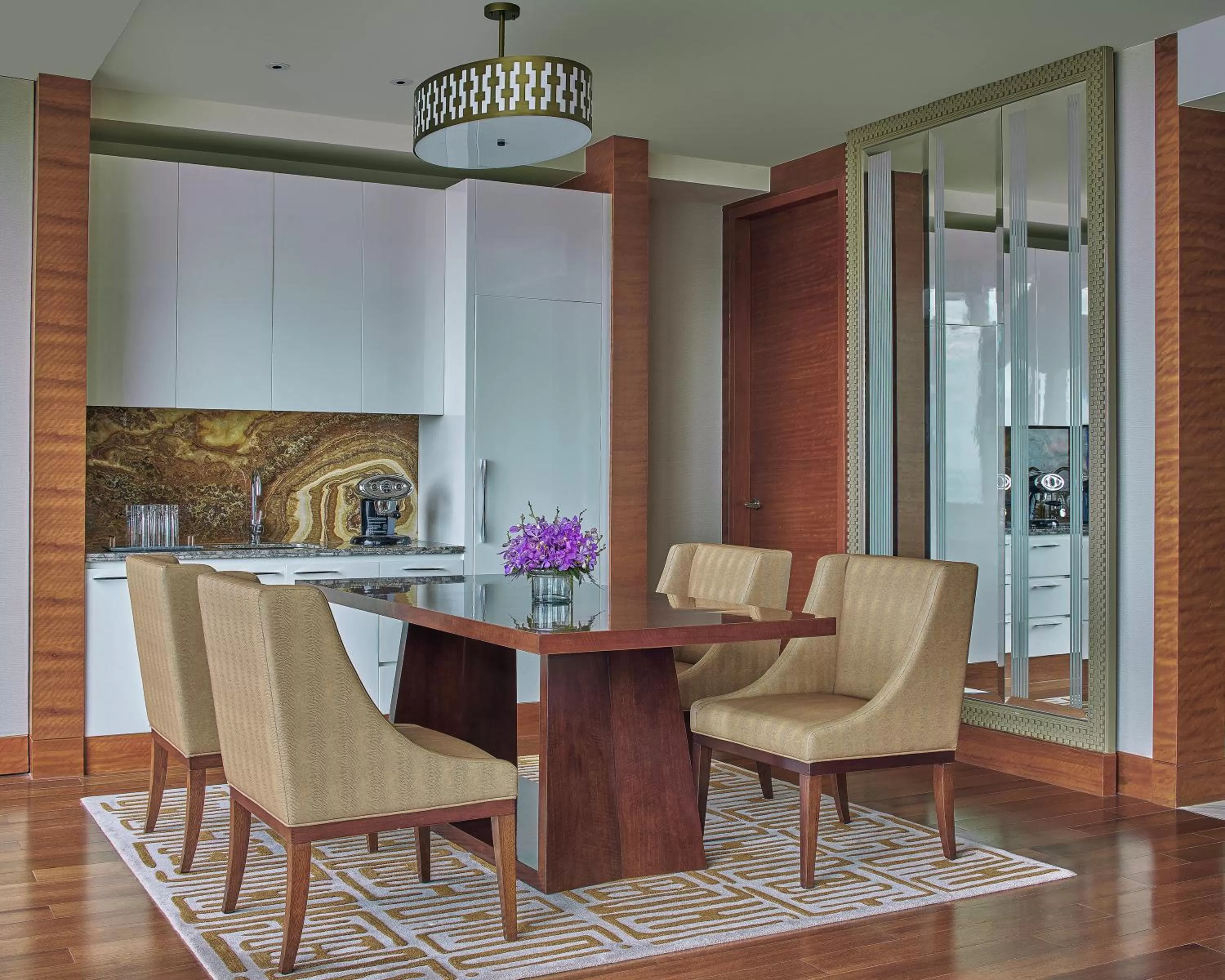 Coffee/tea facilities in Grand Hyatt Manila