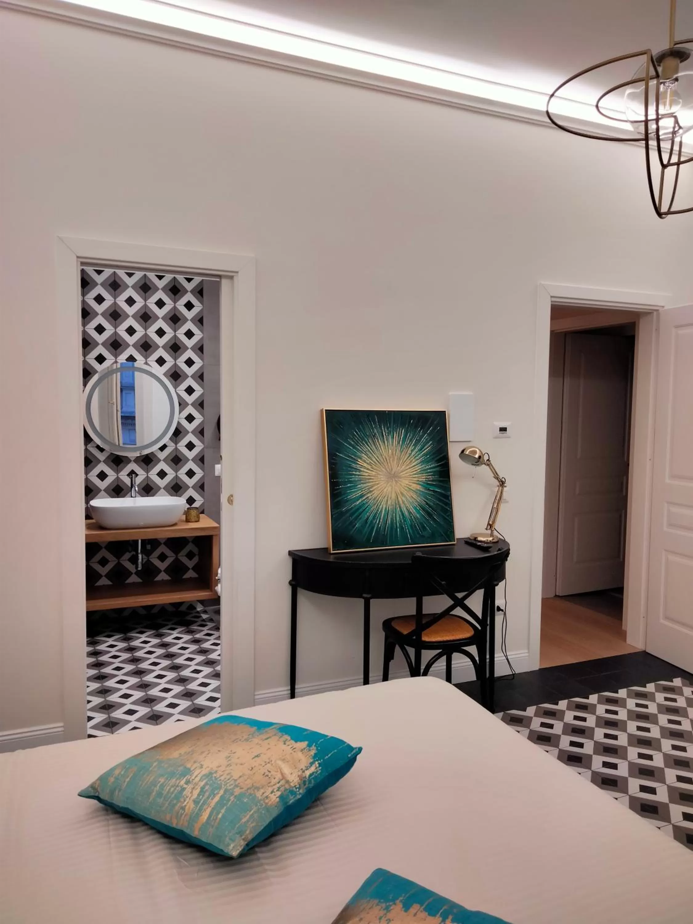 Bedroom, Seating Area in Novecento