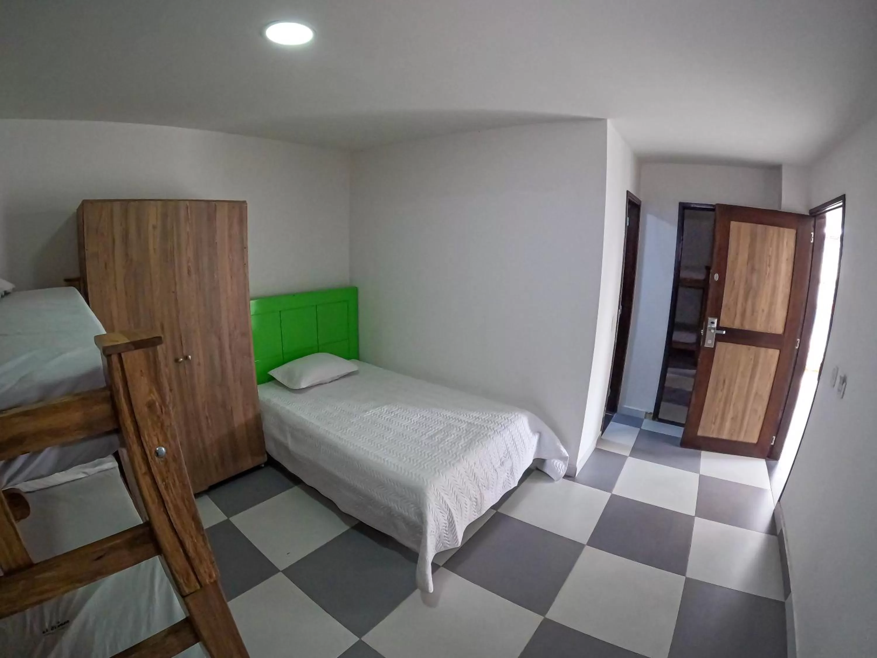 Toilet, Bed in Hotel El Olimpo