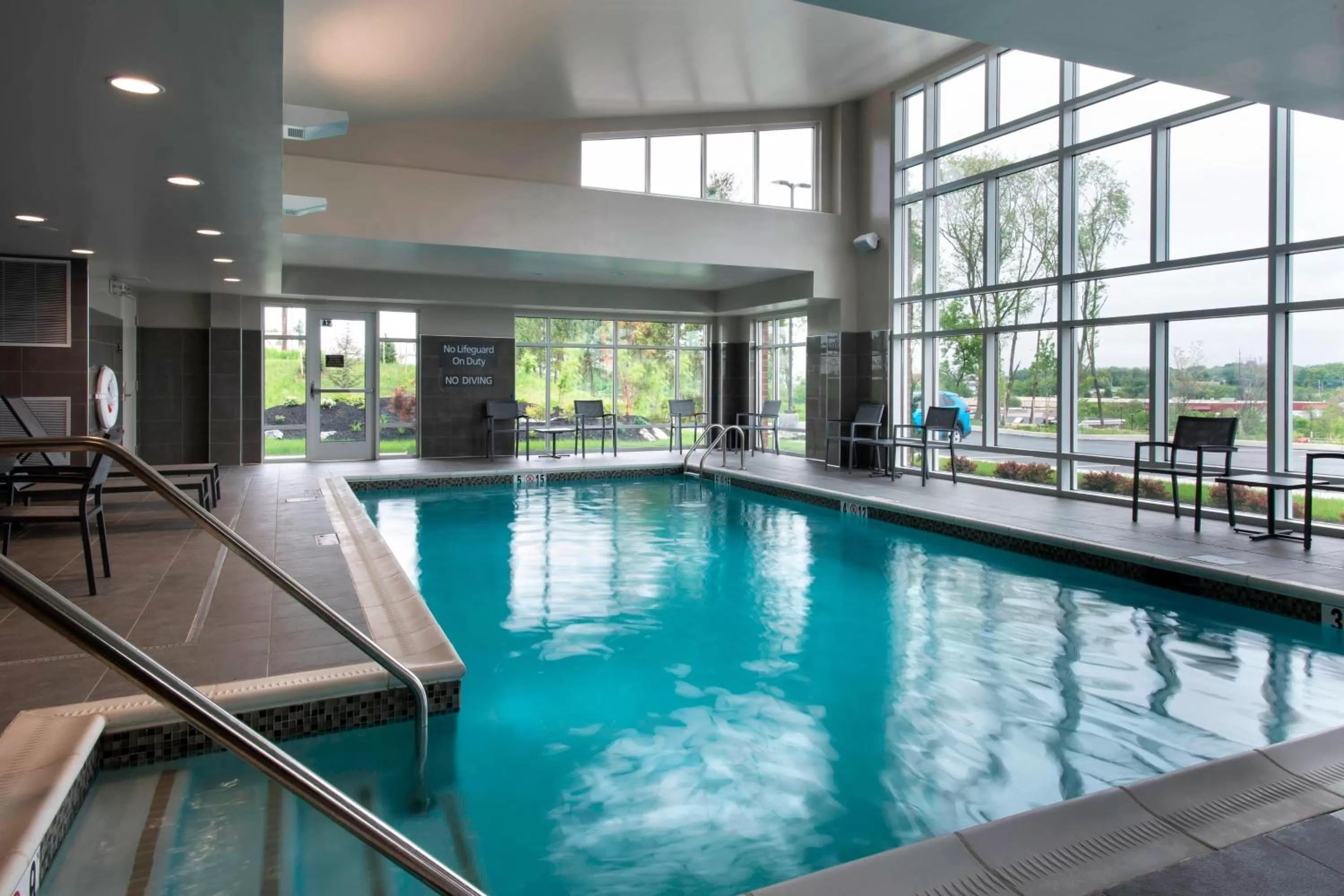 Swimming pool in Residence Inn by Marriott Lancaster