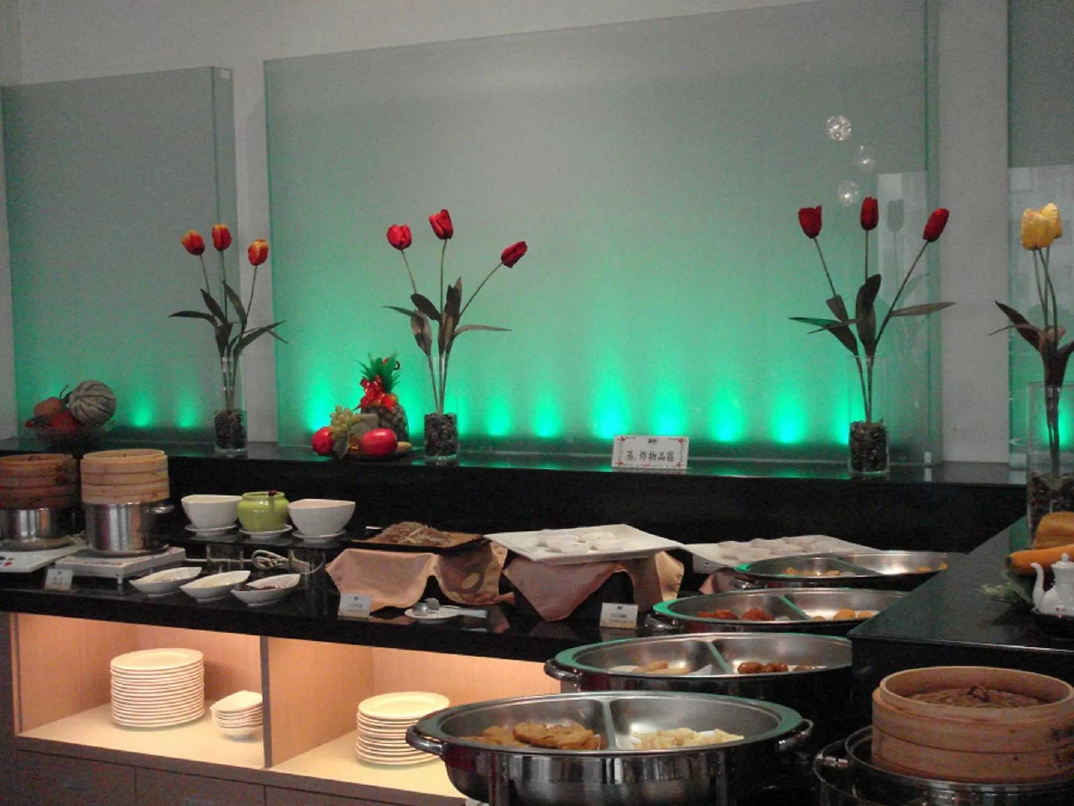 Continental breakfast in Dryad Motel