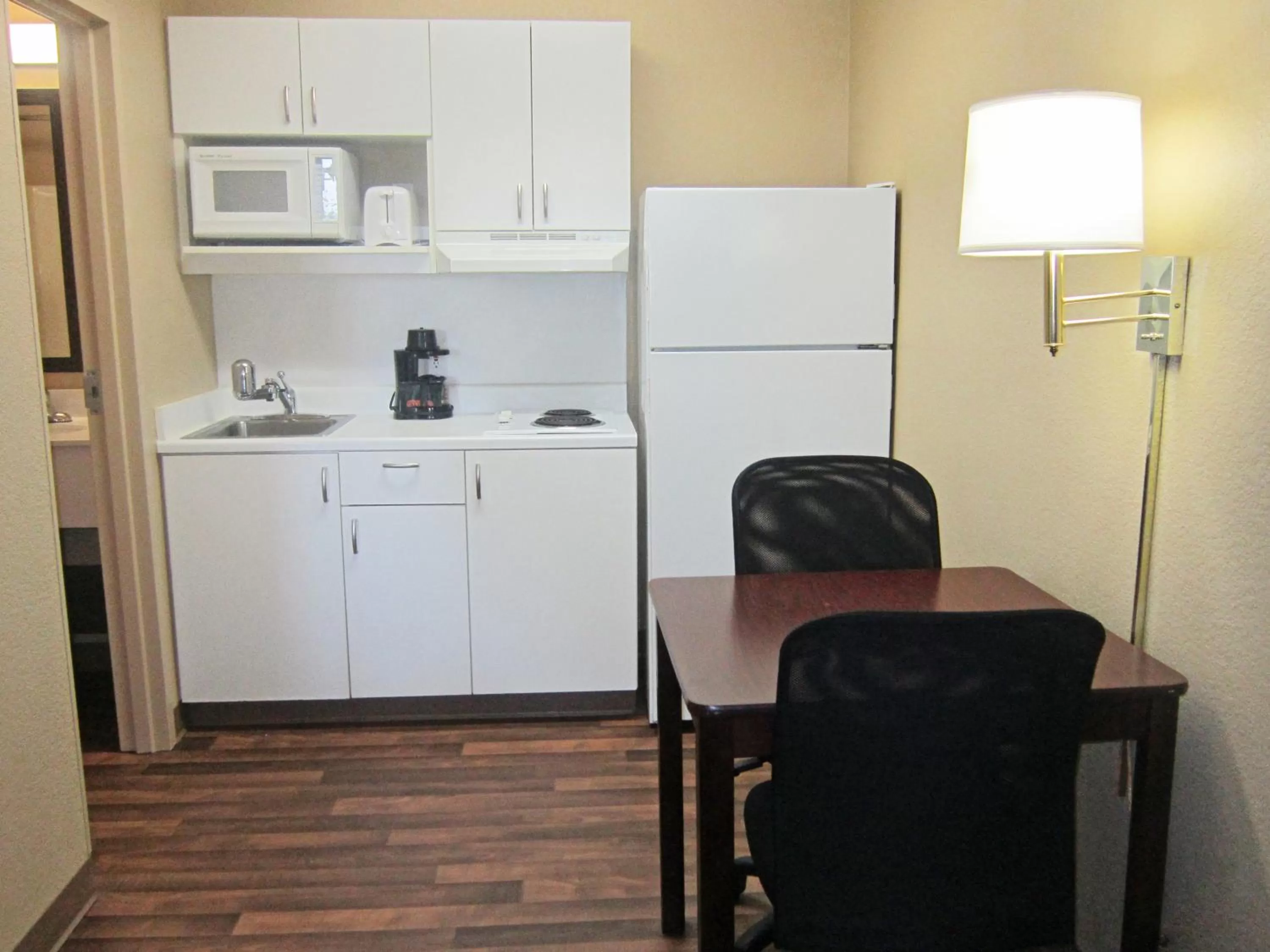 Kitchen or kitchenette, Kitchen/Kitchenette in Motel 6 Columbus, GA Columbus Airport