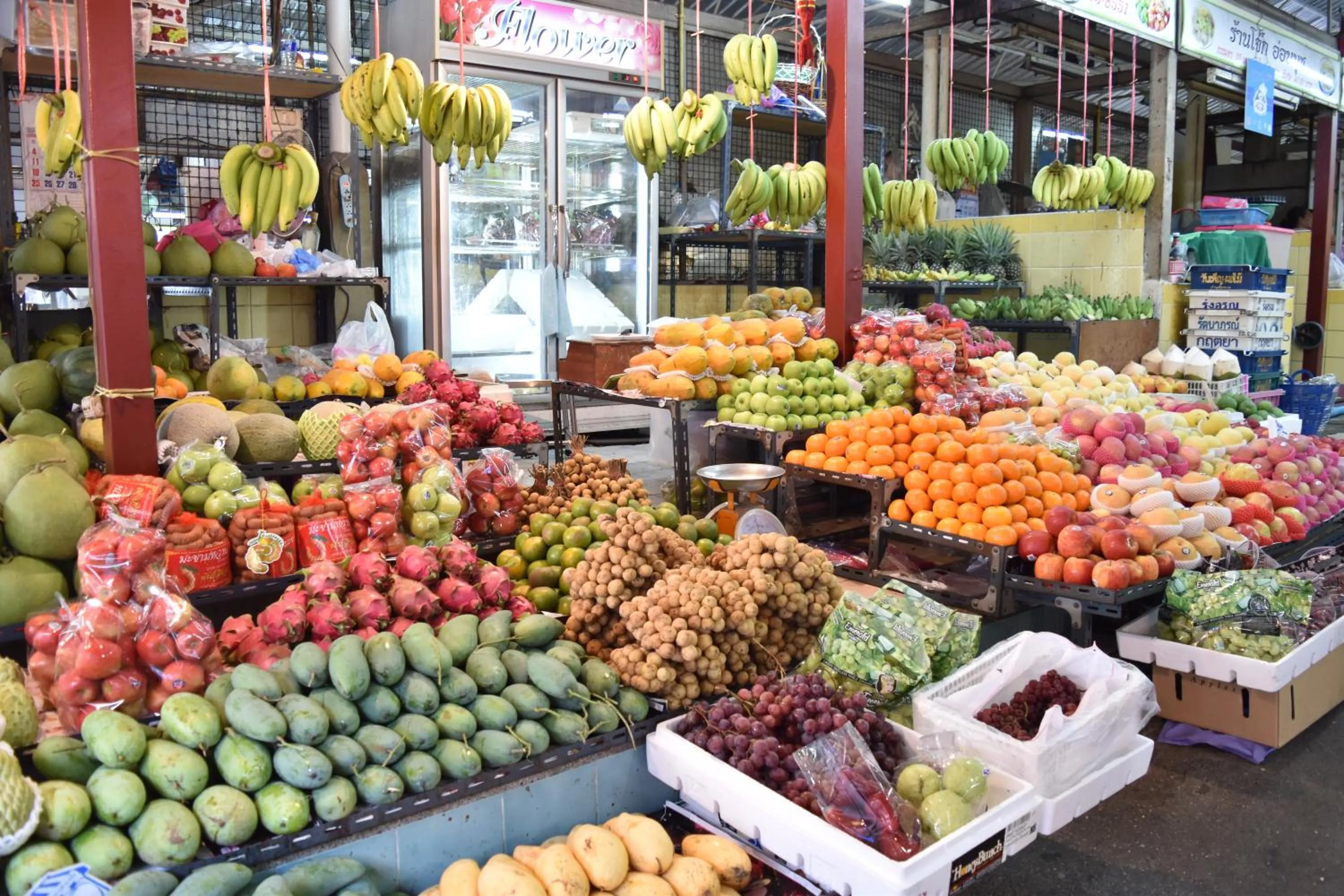 Property building in Hide Bangkok Hostel