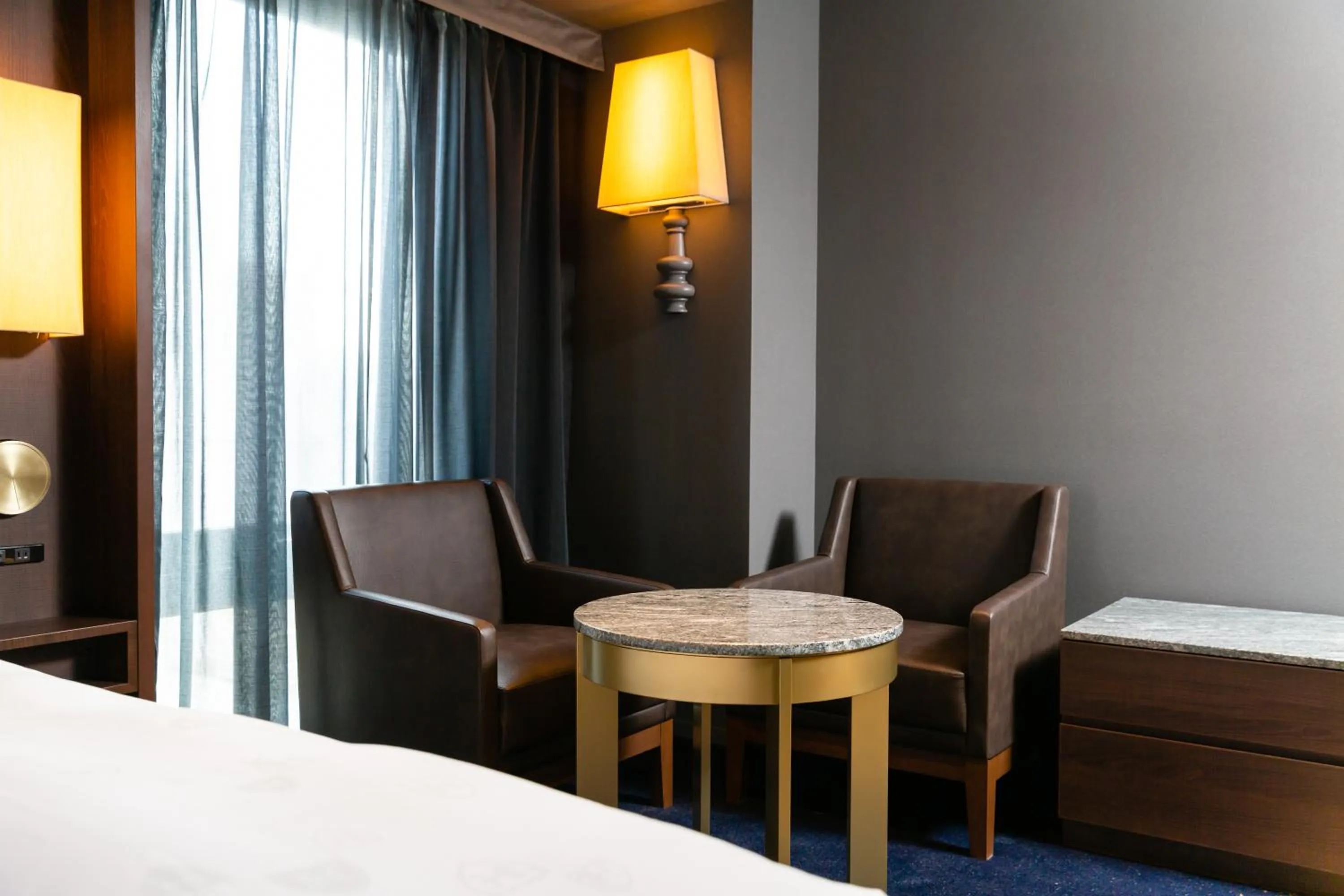 Bed in The Royal Park Canvas - Ginza 8