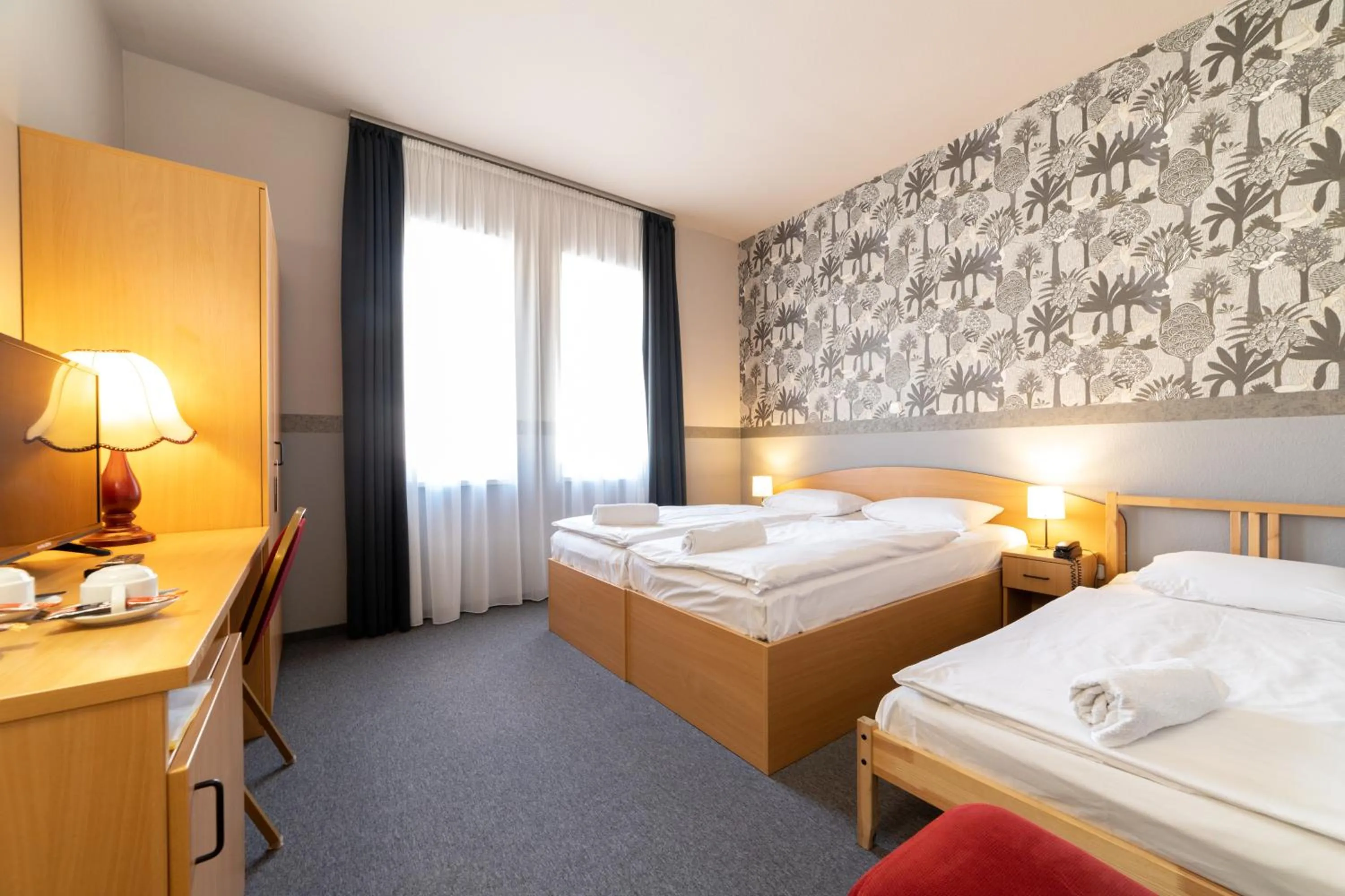 Bedroom, Bed in Gartner Hotel