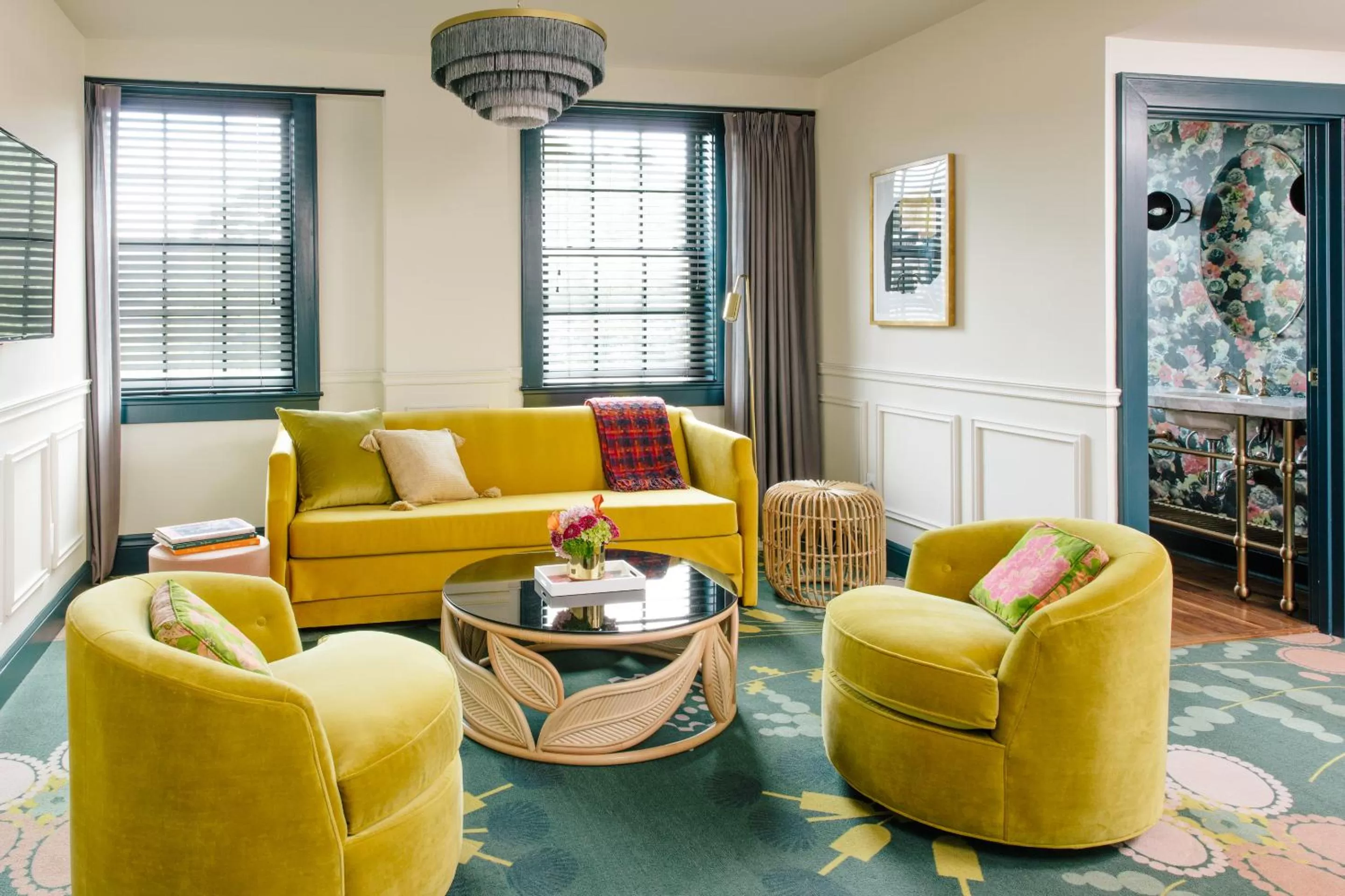 Living room in Hotel Clermont Atlanta, by Oliver