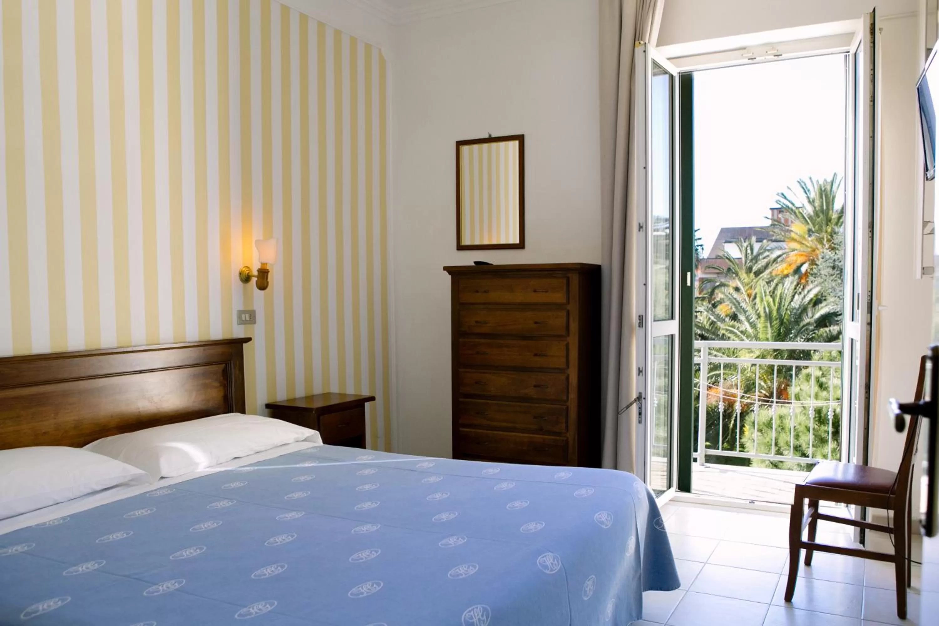 Bed in Hotel Giardino