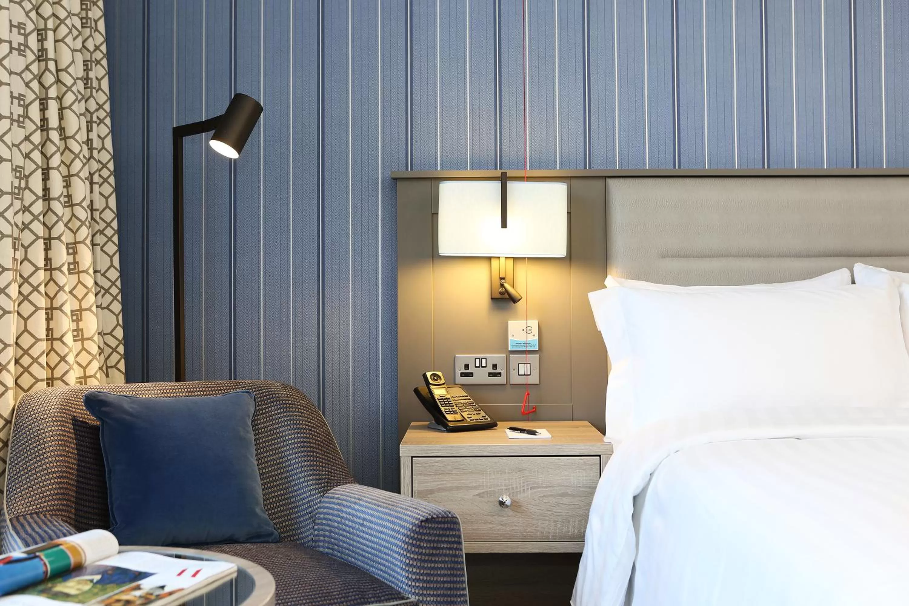 Bedroom, Bed in Pendley Manor