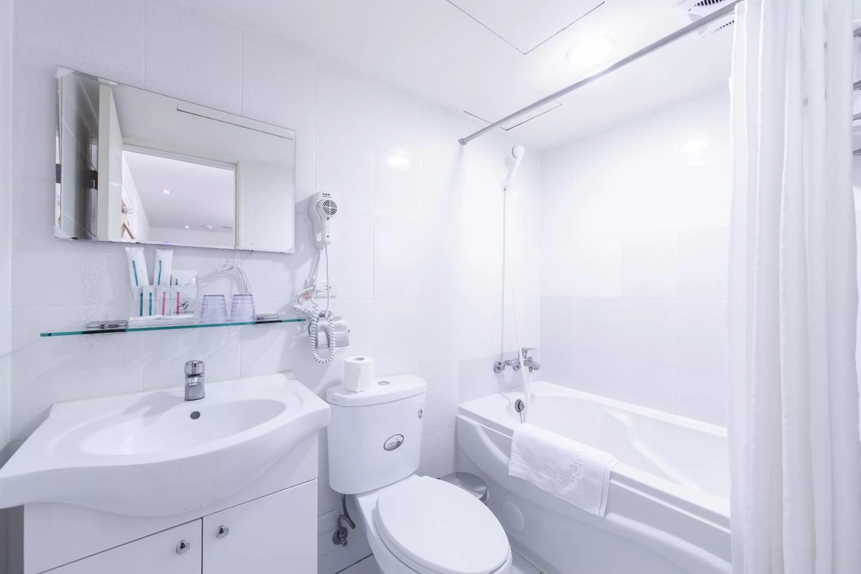 Shower in Green World Linsen