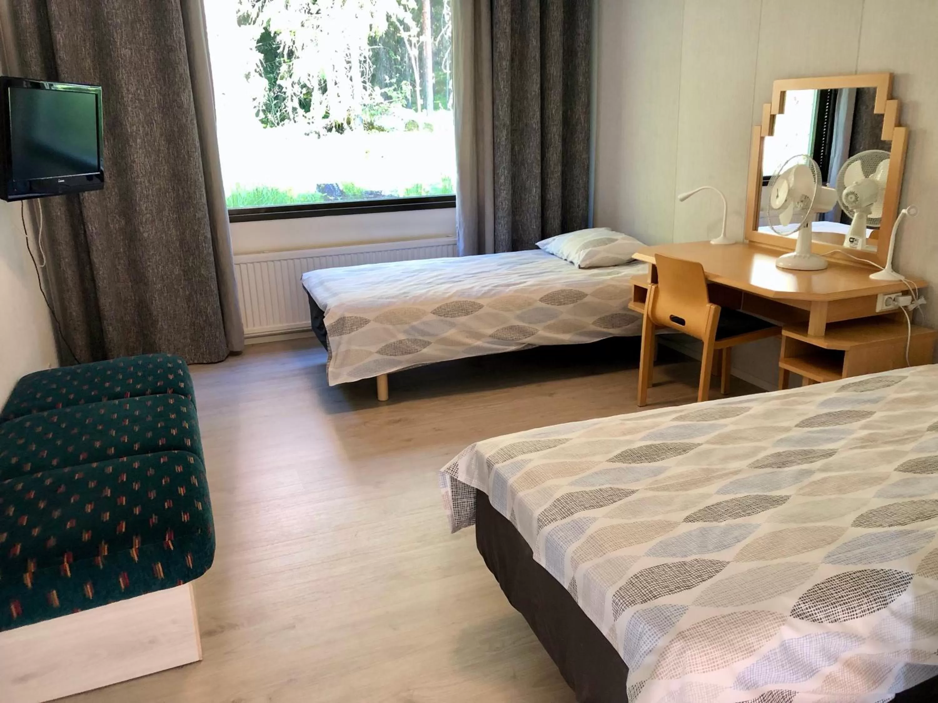 Bedroom, Bed in Hotelli Uninen Äänekoski