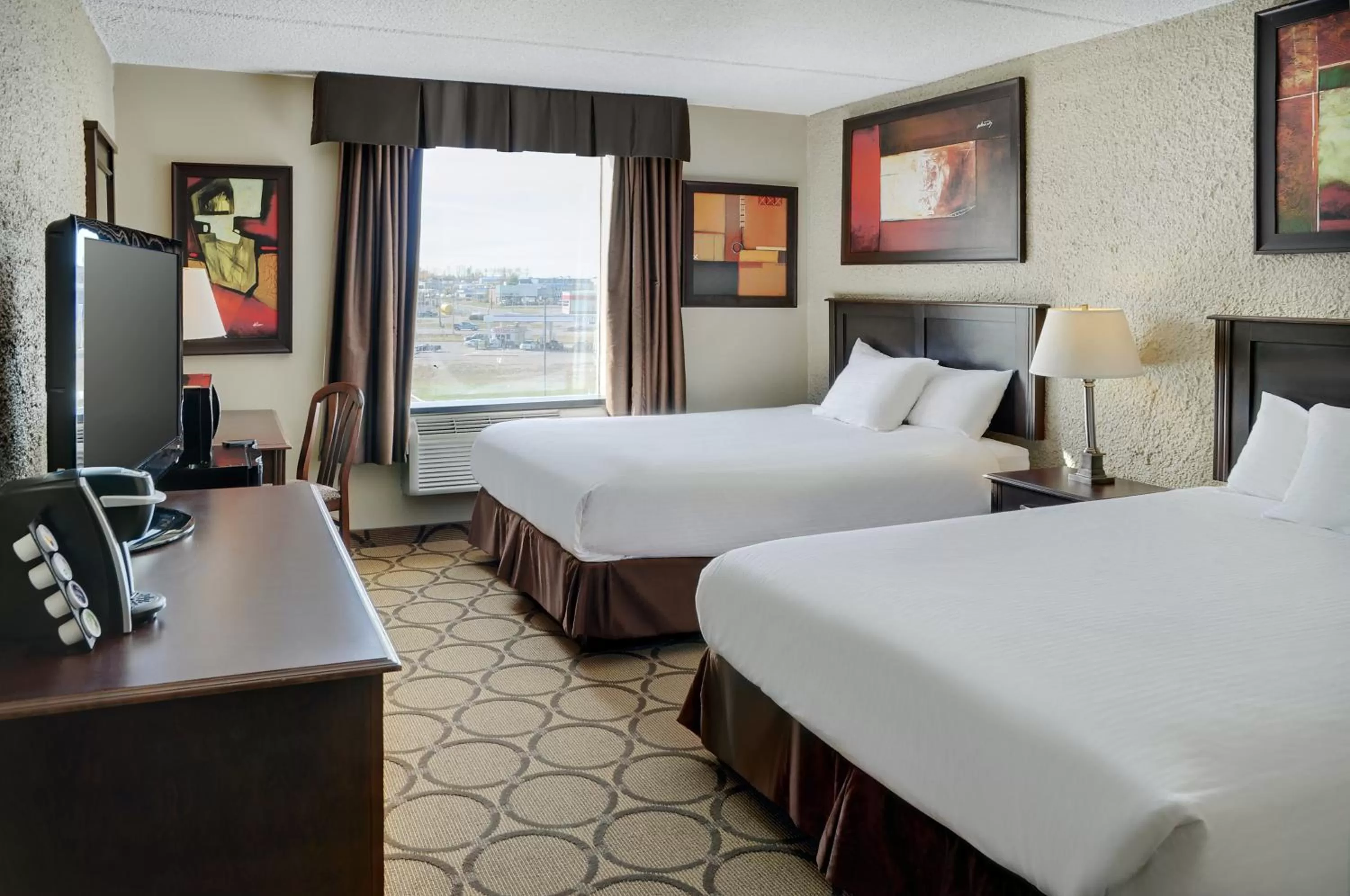 Day, Bed in Radisson Hotel Fort St John