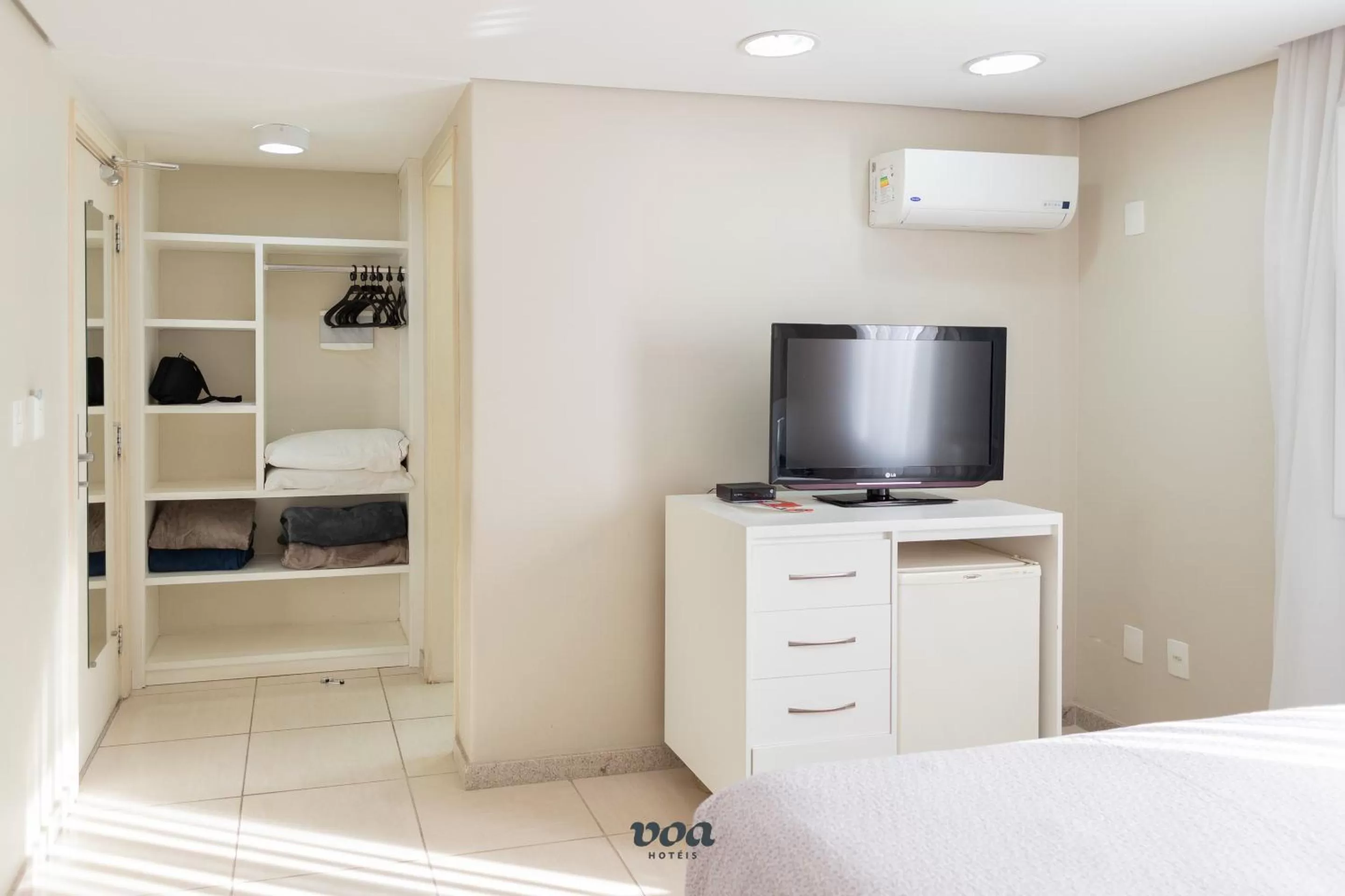 Bed in VOA Plazza Hotel