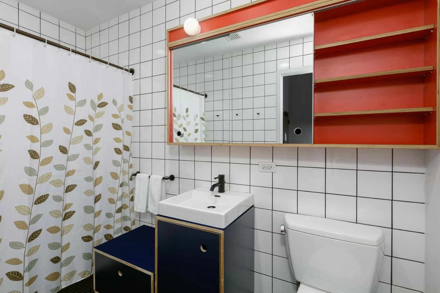 Bathroom in Placemakr Wall Street