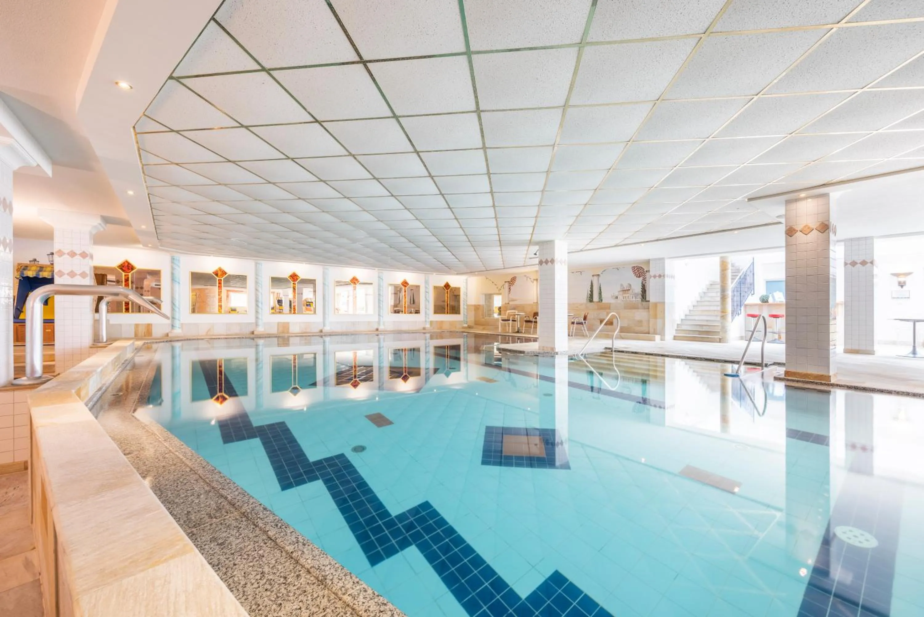 Swimming pool in Wellnesshotel Schönruh - Adults only