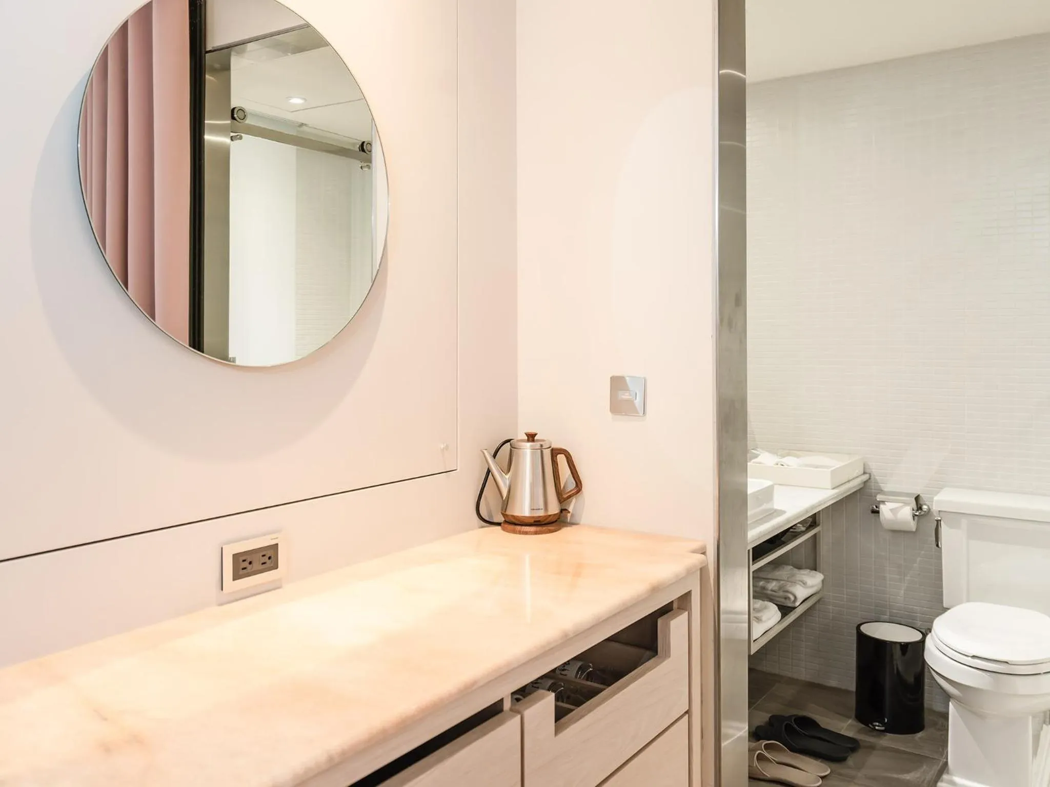 Area and facilities in Hôtel de Ľeau