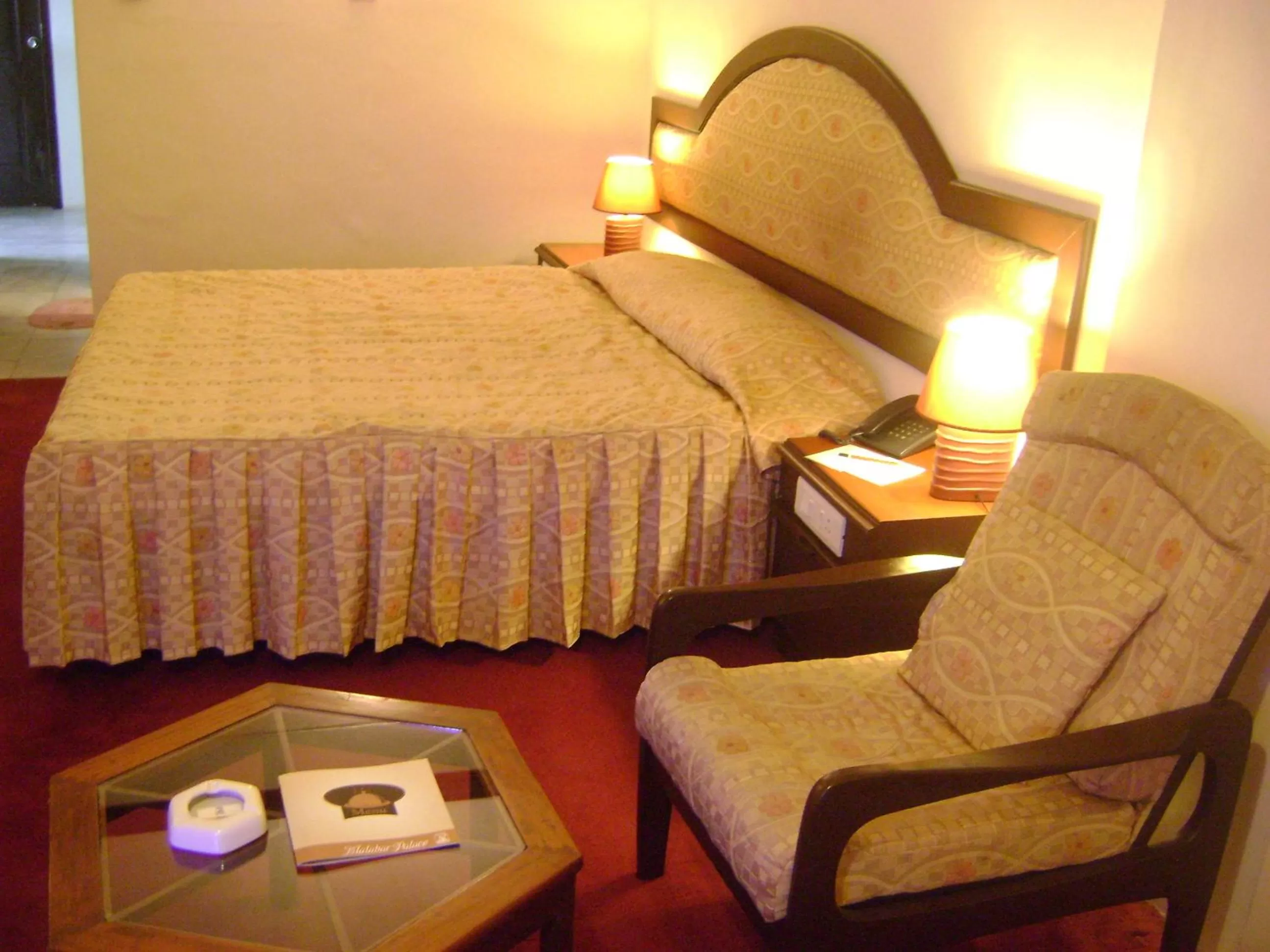 Bedroom, Bed in Manuelsons Malabar Palace