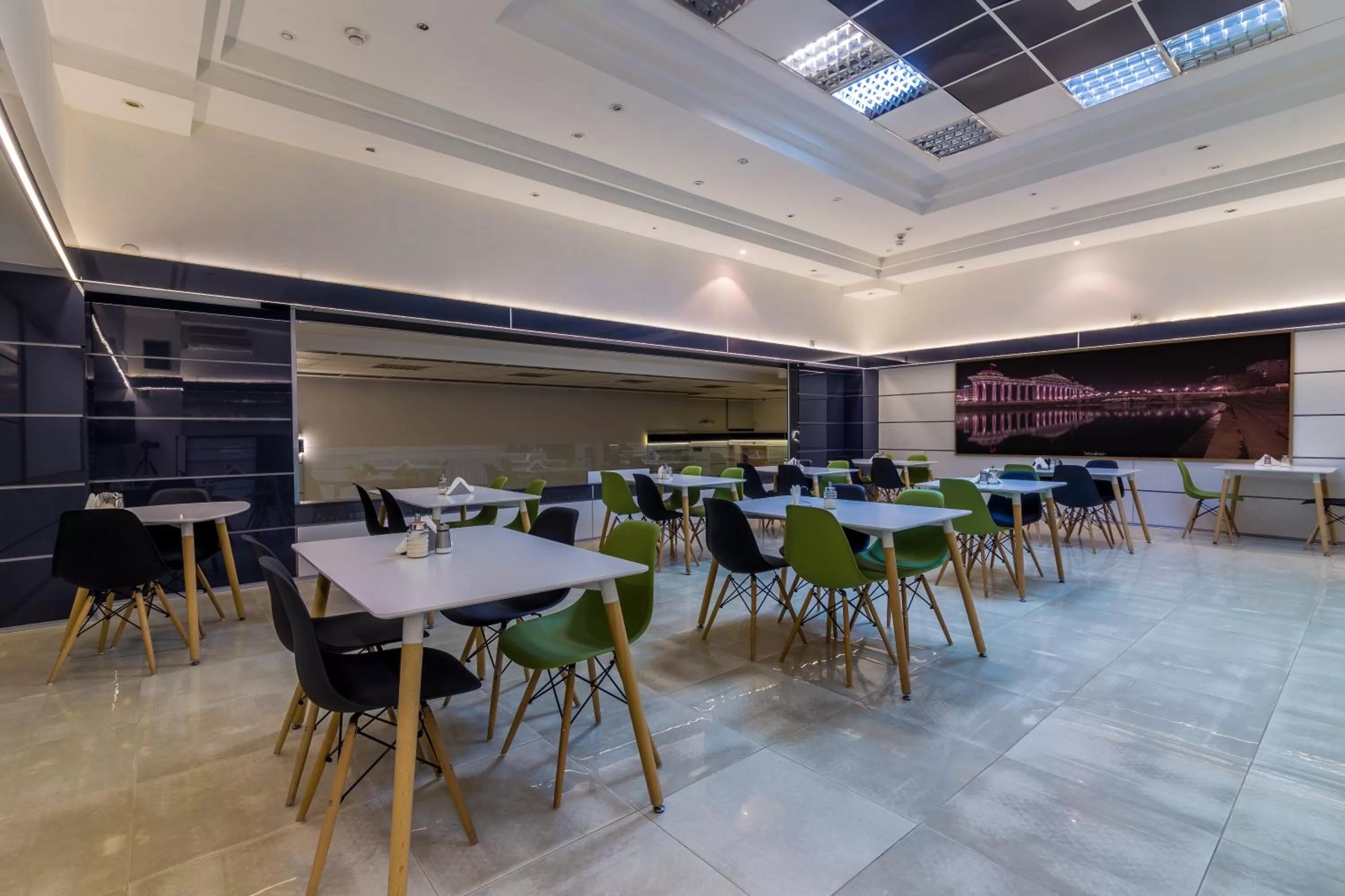 Restaurant/places to eat in Hotel De KOKA