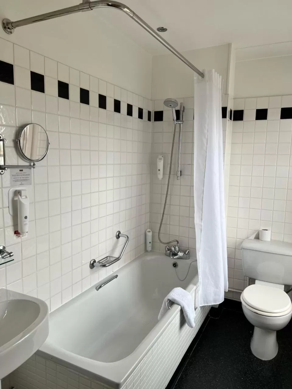 Bathroom in Manor Hotel by Greene King Inns