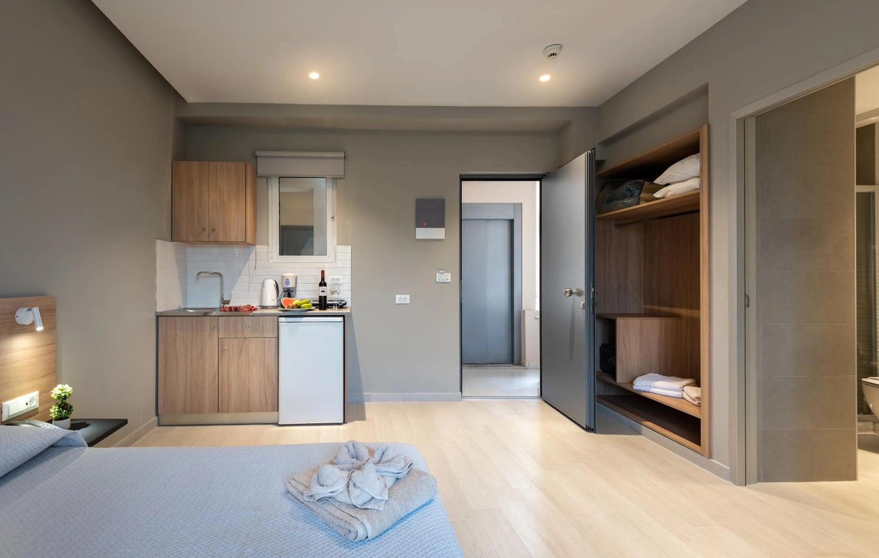 Studio in Sunday Hotel