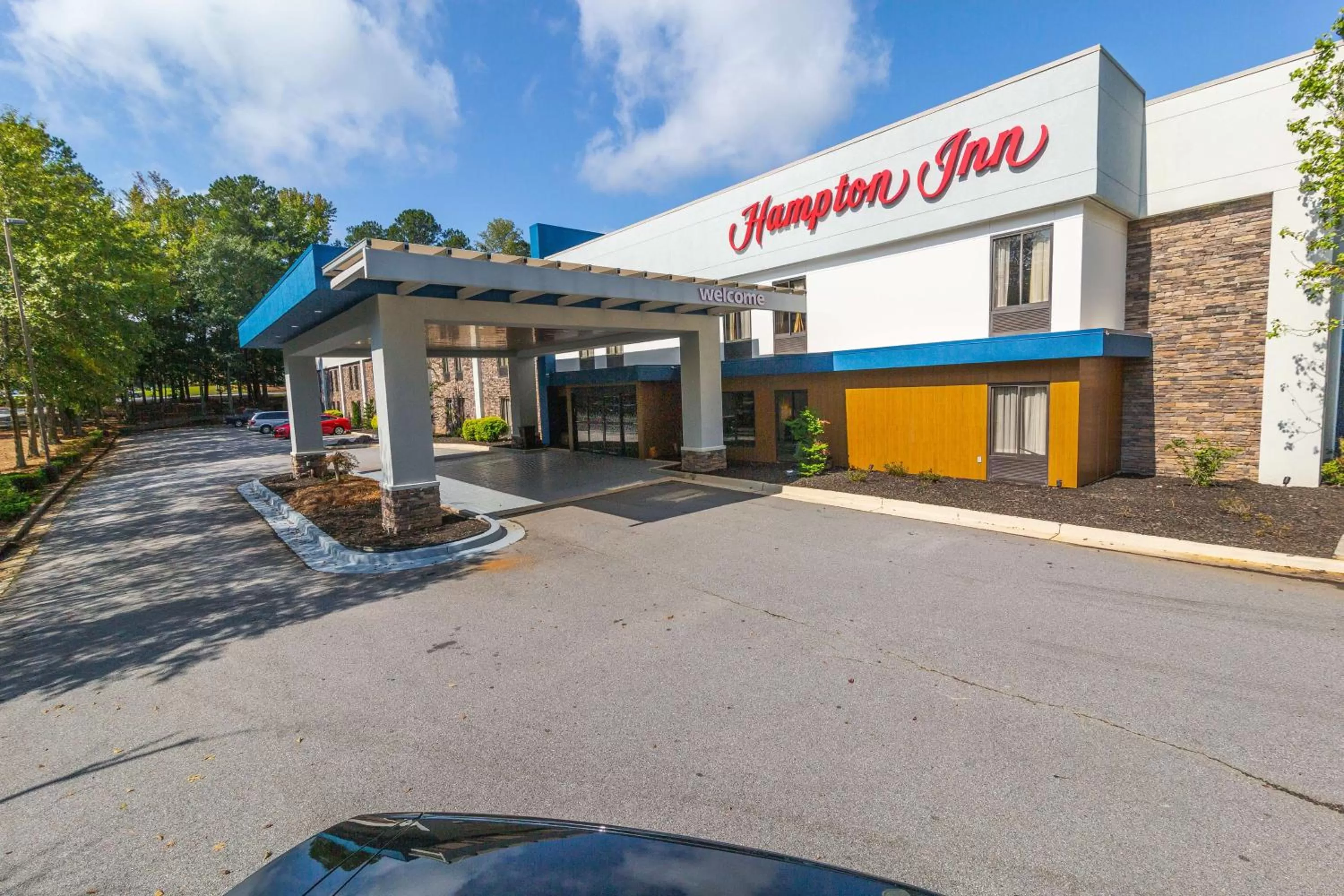 Property building in Hampton Inn Atlanta/Peachtree City